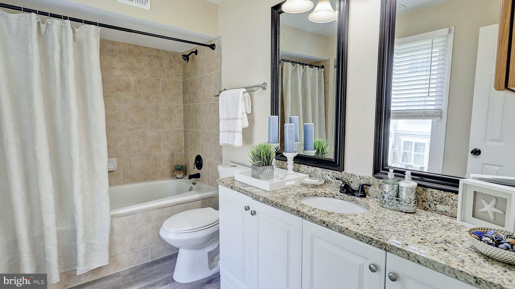 STRATFORD CONDOS - Residential