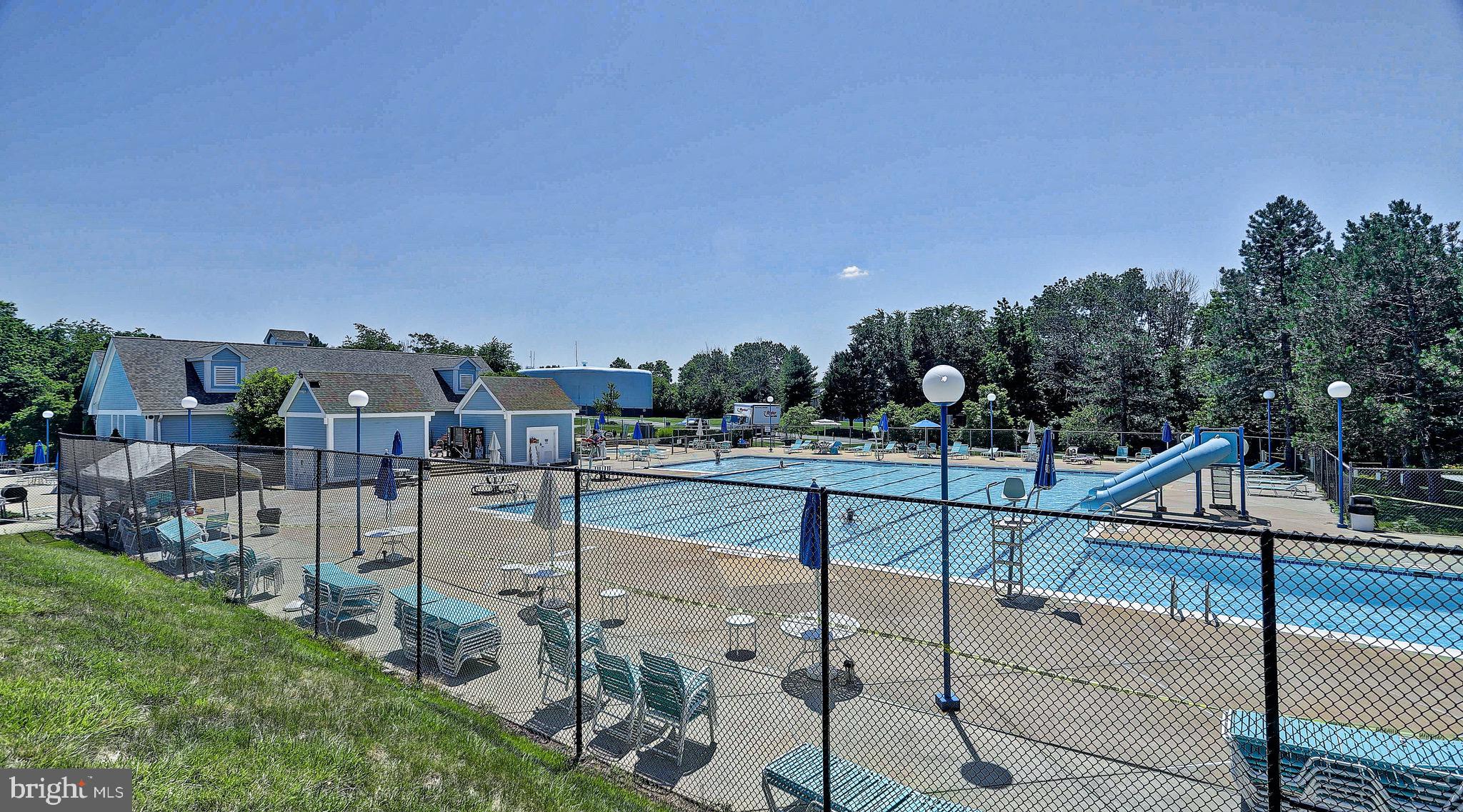 STRATFORD CONDOS - Residential