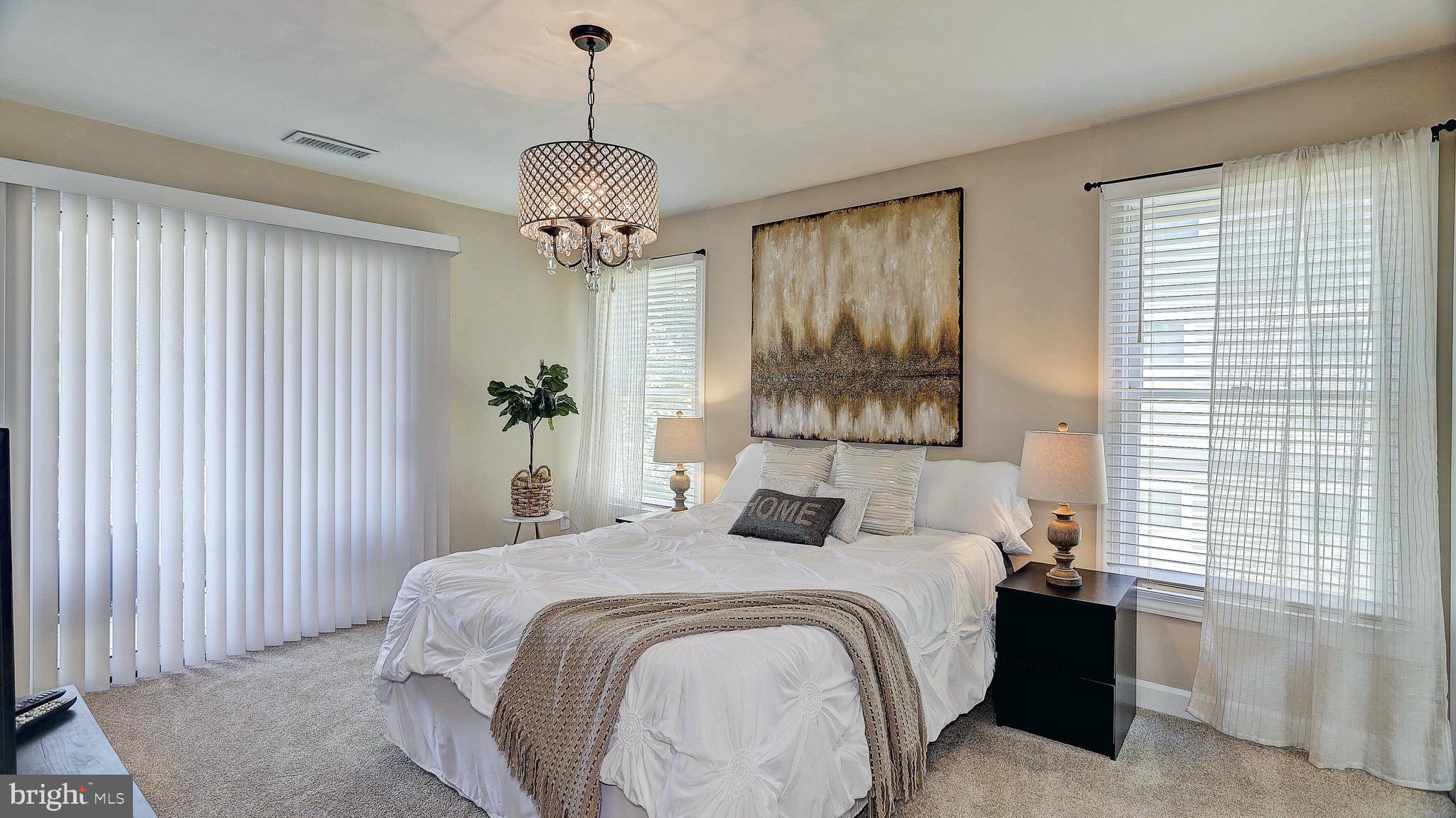 STRATFORD CONDOS - Residential