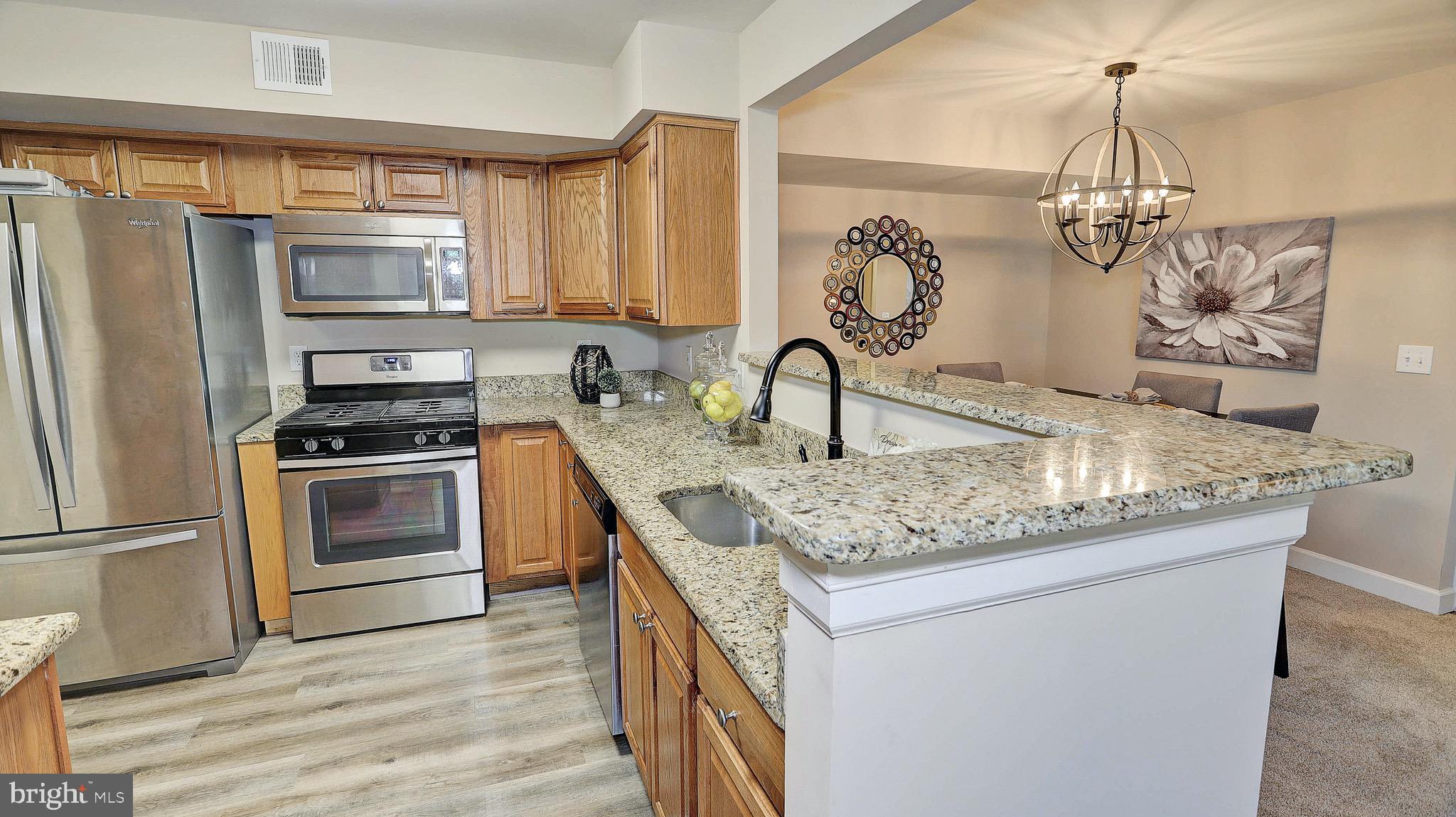 STRATFORD CONDOS - Residential