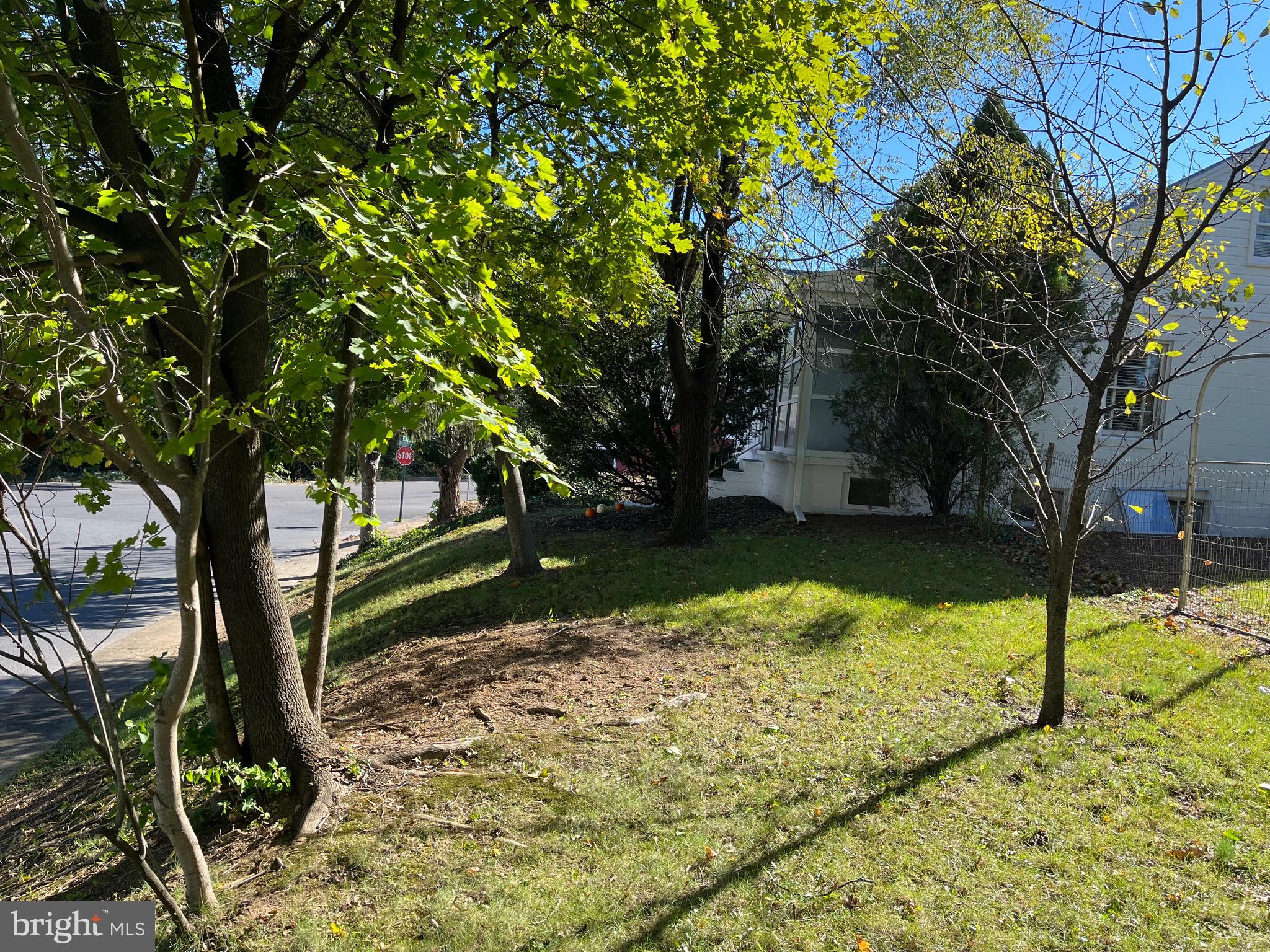 BERKELEY PLACE - Residential