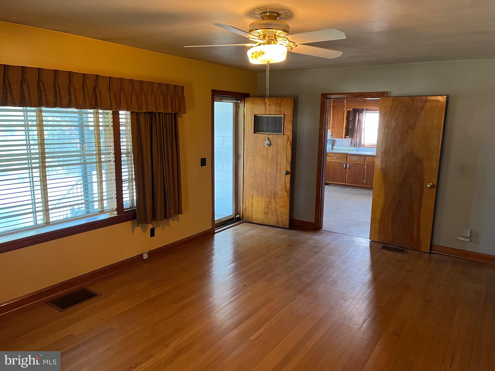 BERKELEY PLACE - Residential