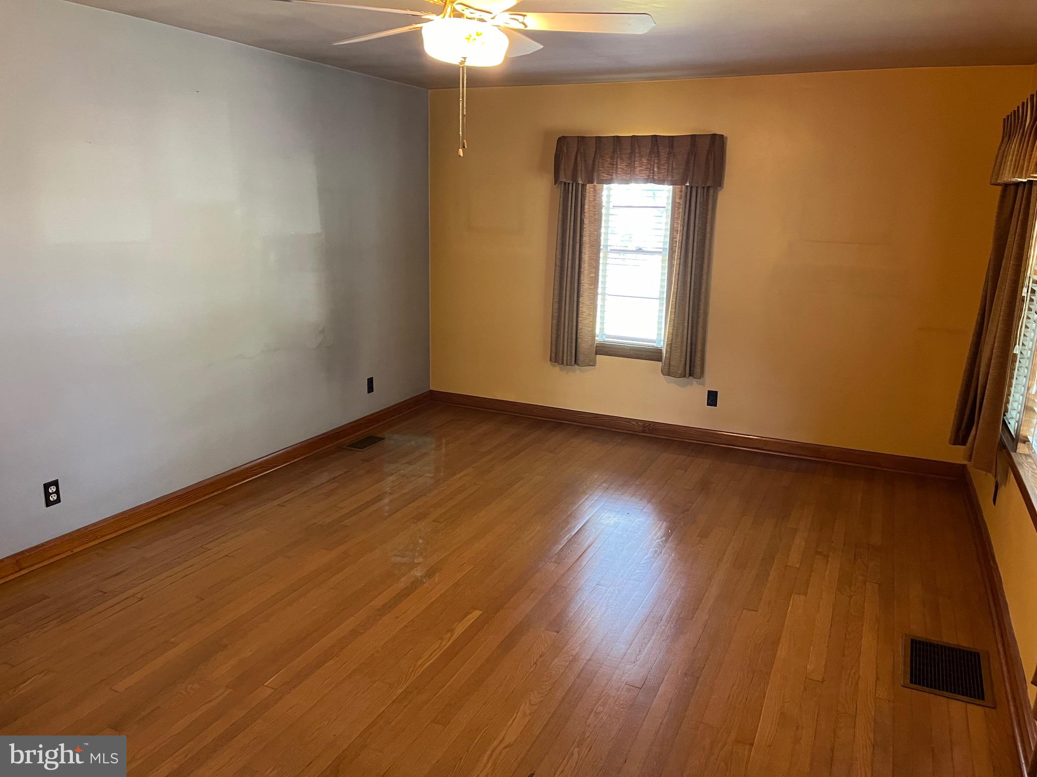 BERKELEY PLACE - Residential