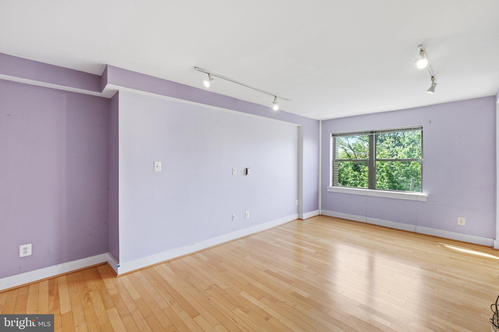 212 OAKWOOD STREET SE 315