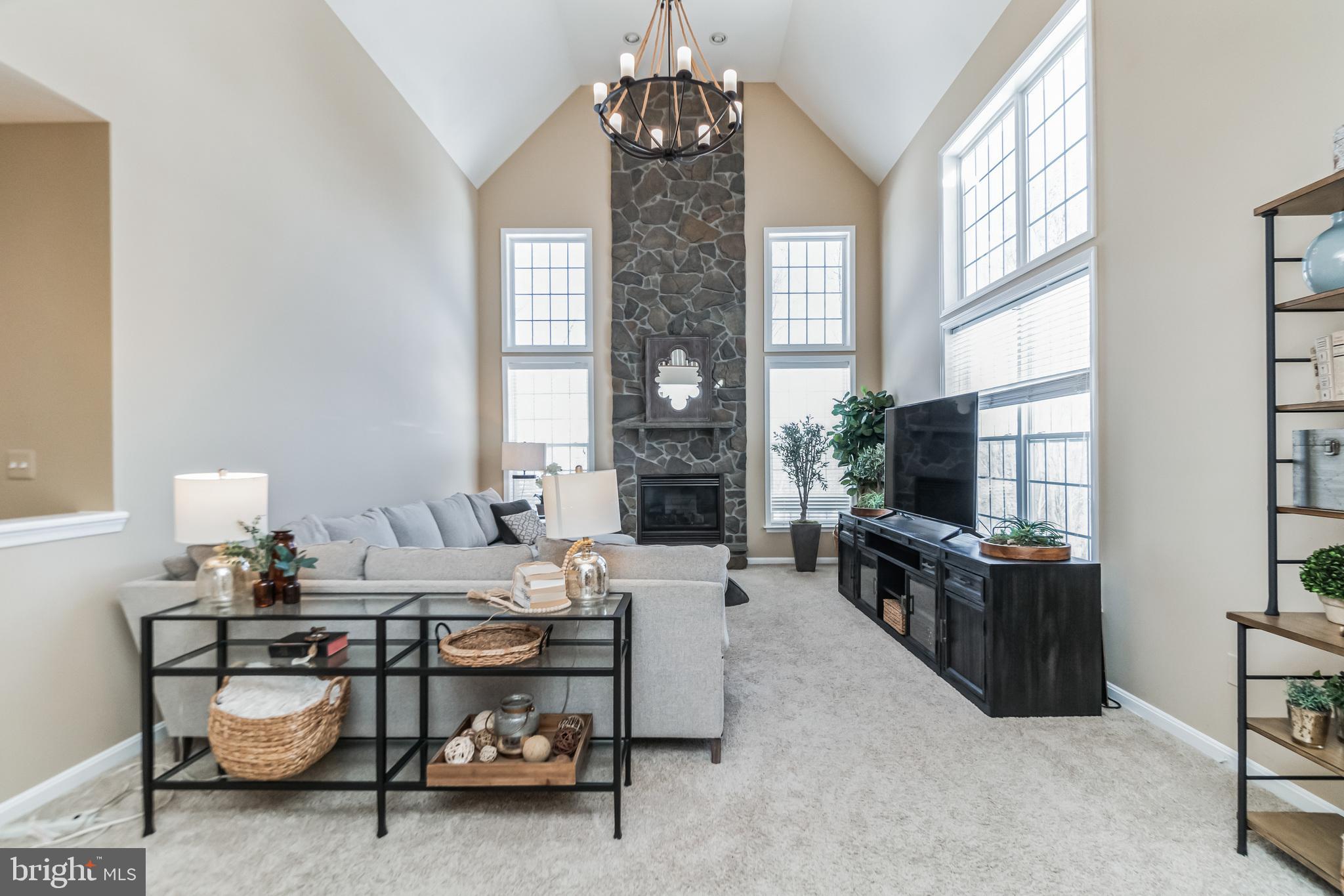 BELMONT BLUFF - Residential