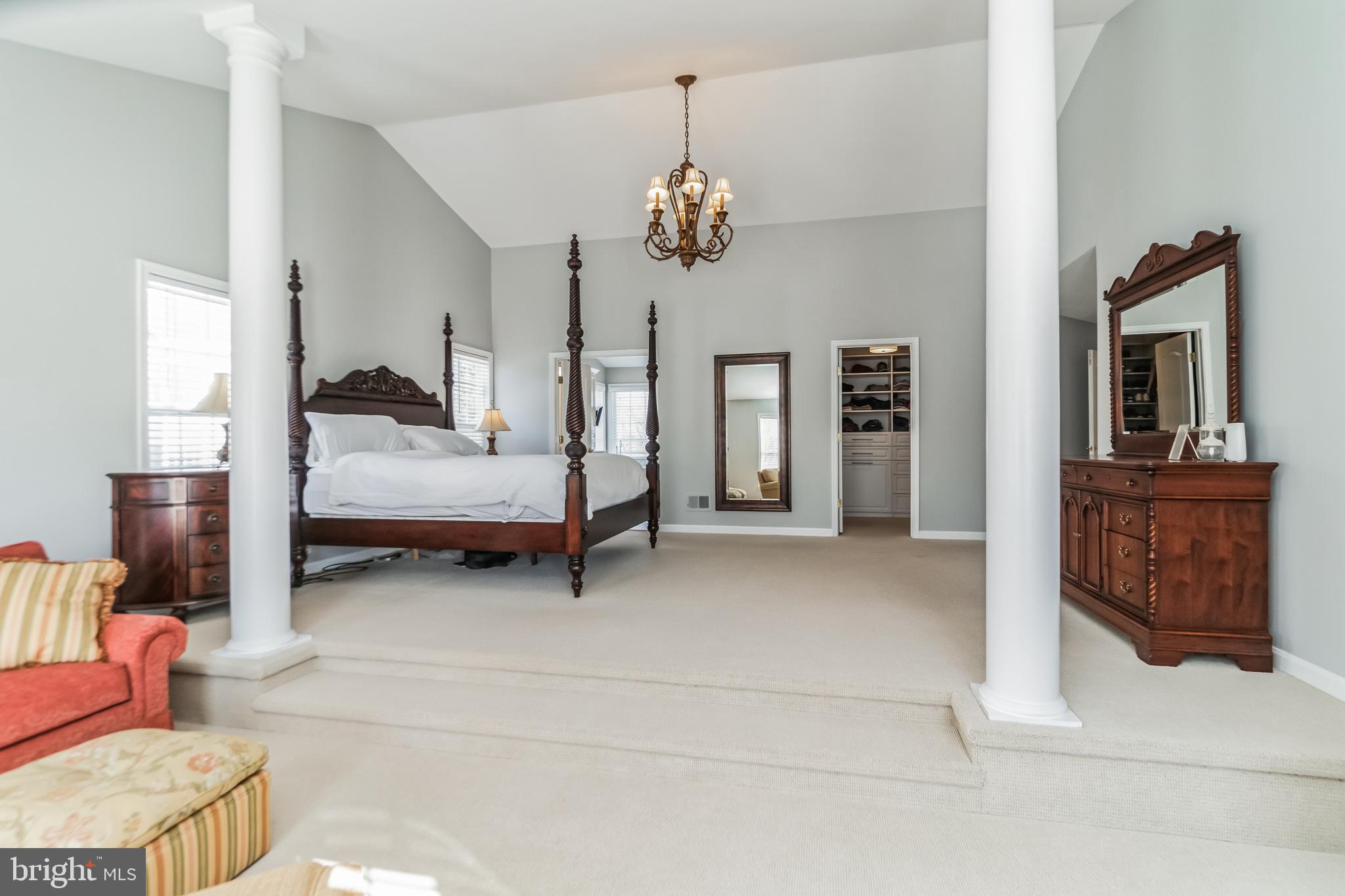 BELMONT BLUFF - Residential