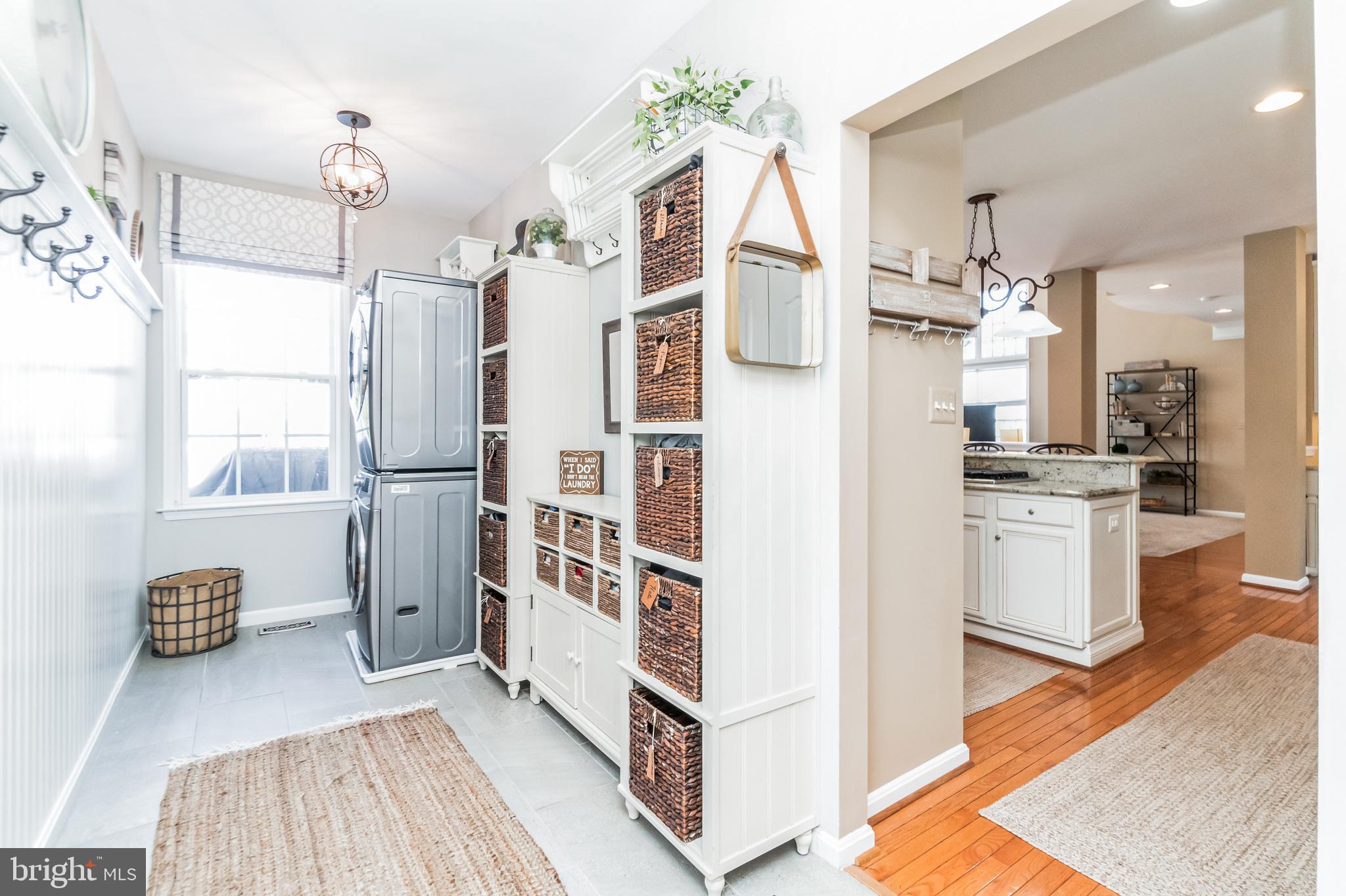 BELMONT BLUFF - Residential