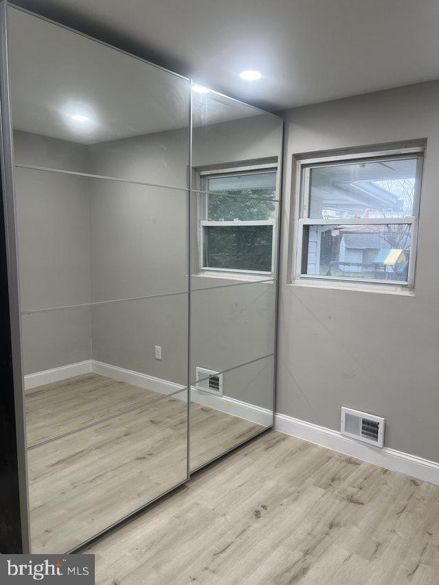 LAKECREST - Residential Lease