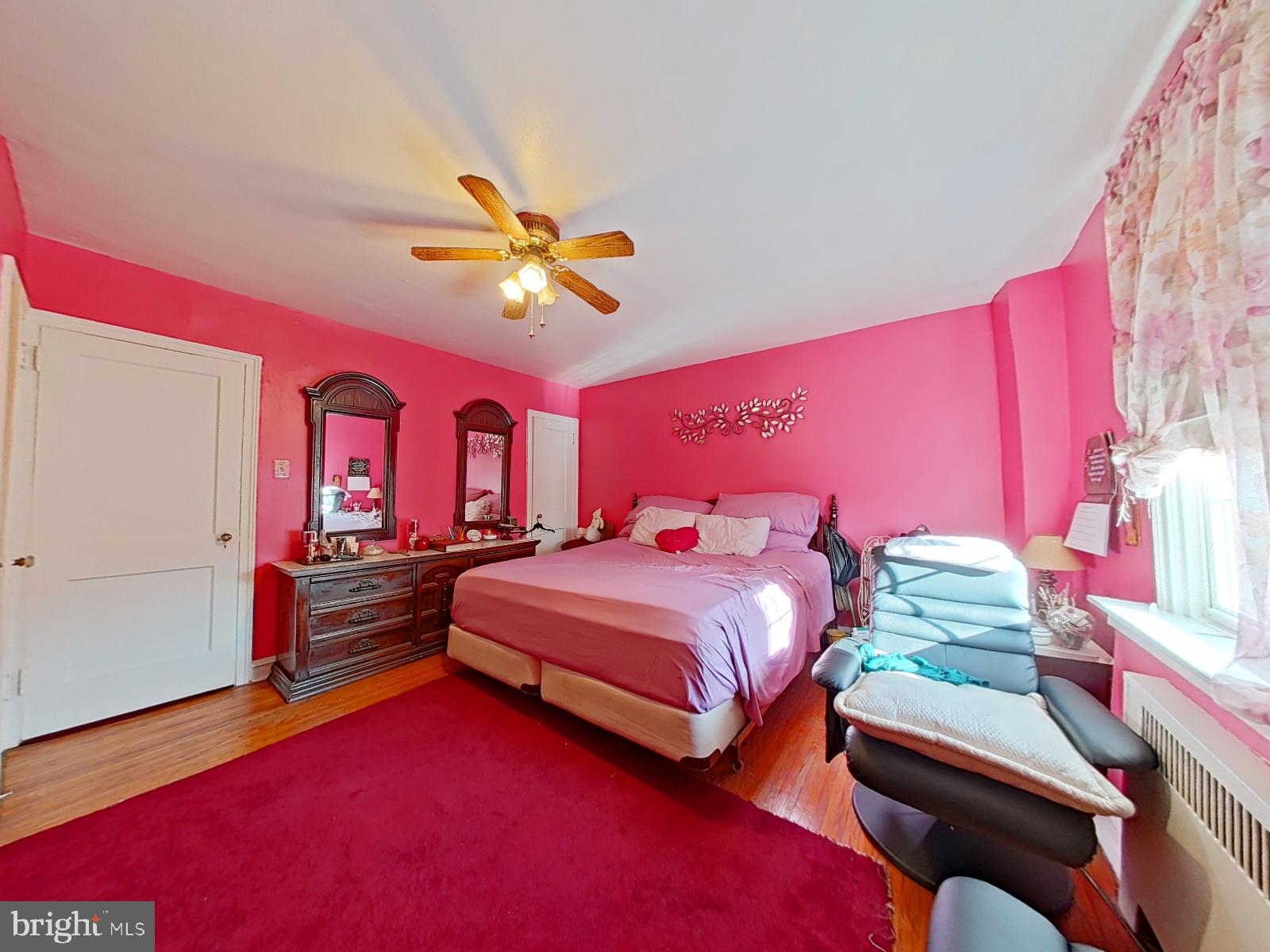 WEST OAK LANE - Residential