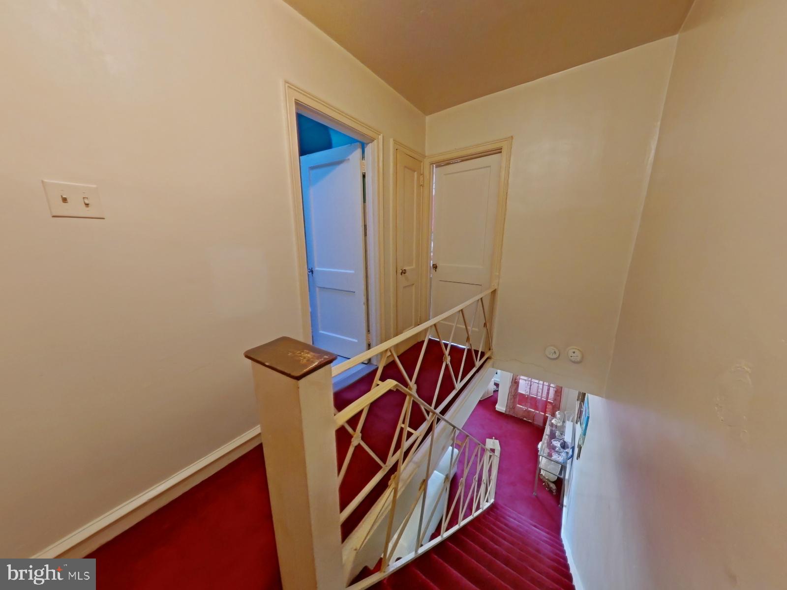 WEST OAK LANE - Residential