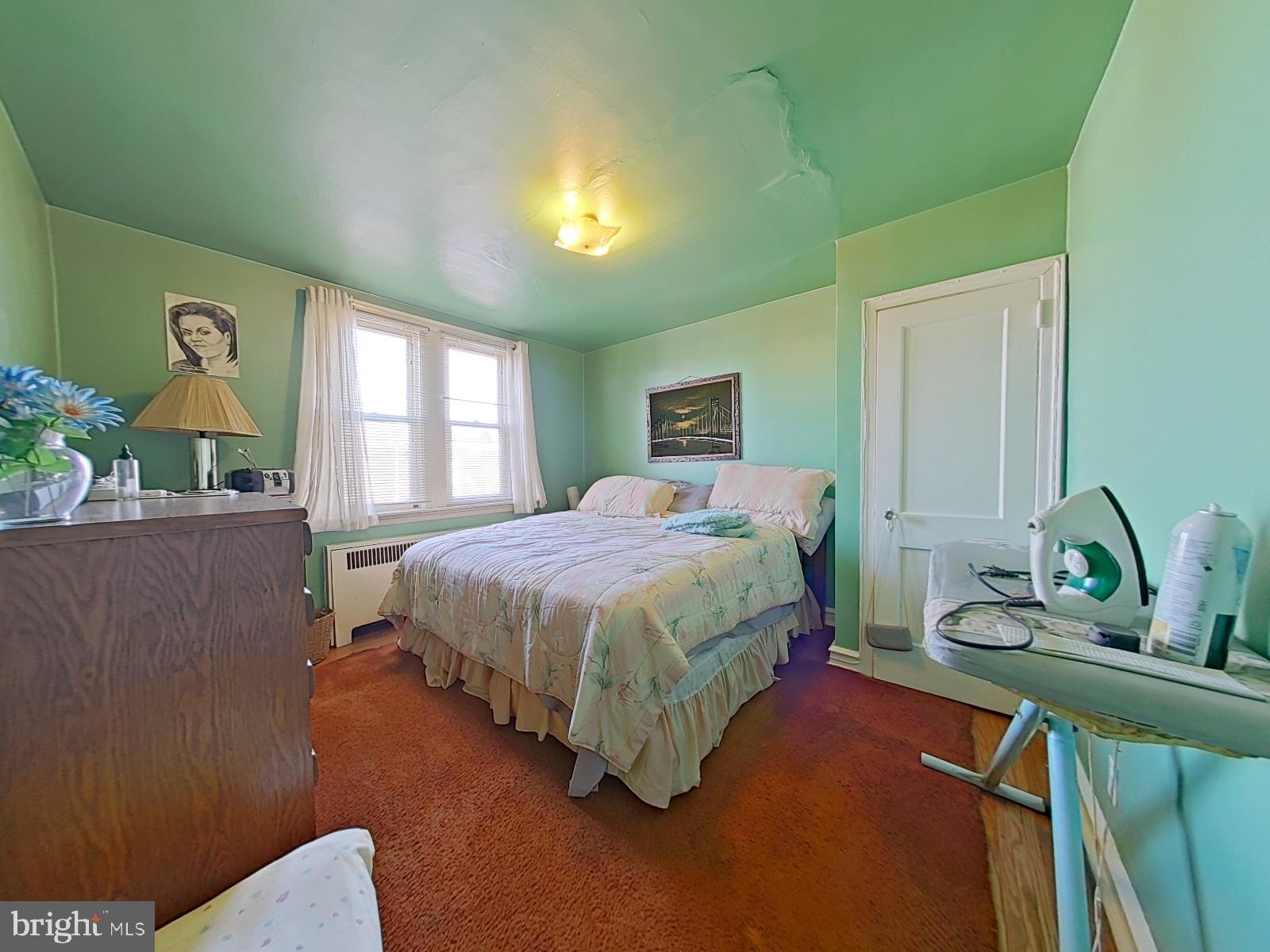 WEST OAK LANE - Residential