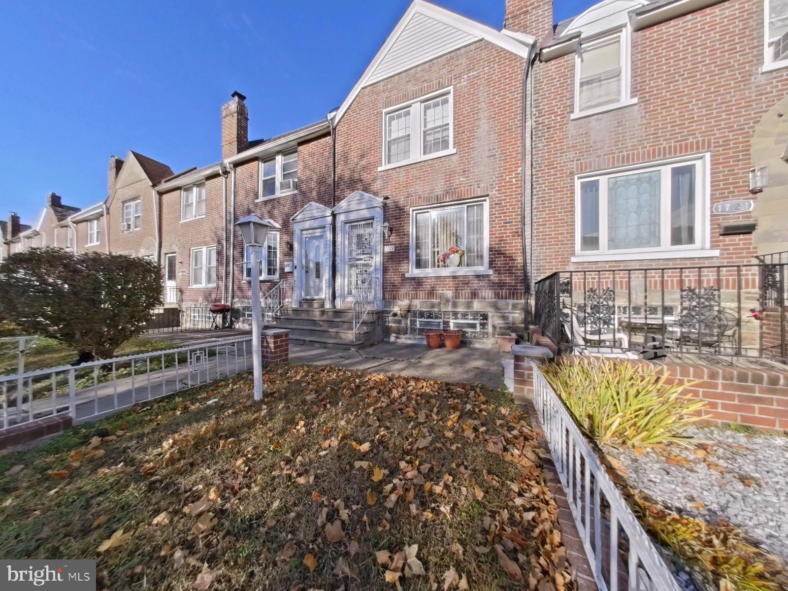 WEST OAK LANE - Residential