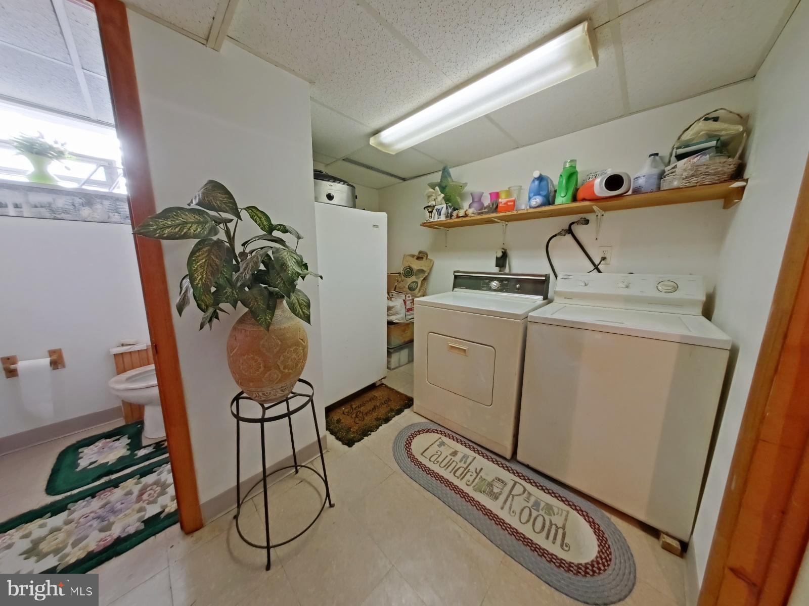 WEST OAK LANE - Residential