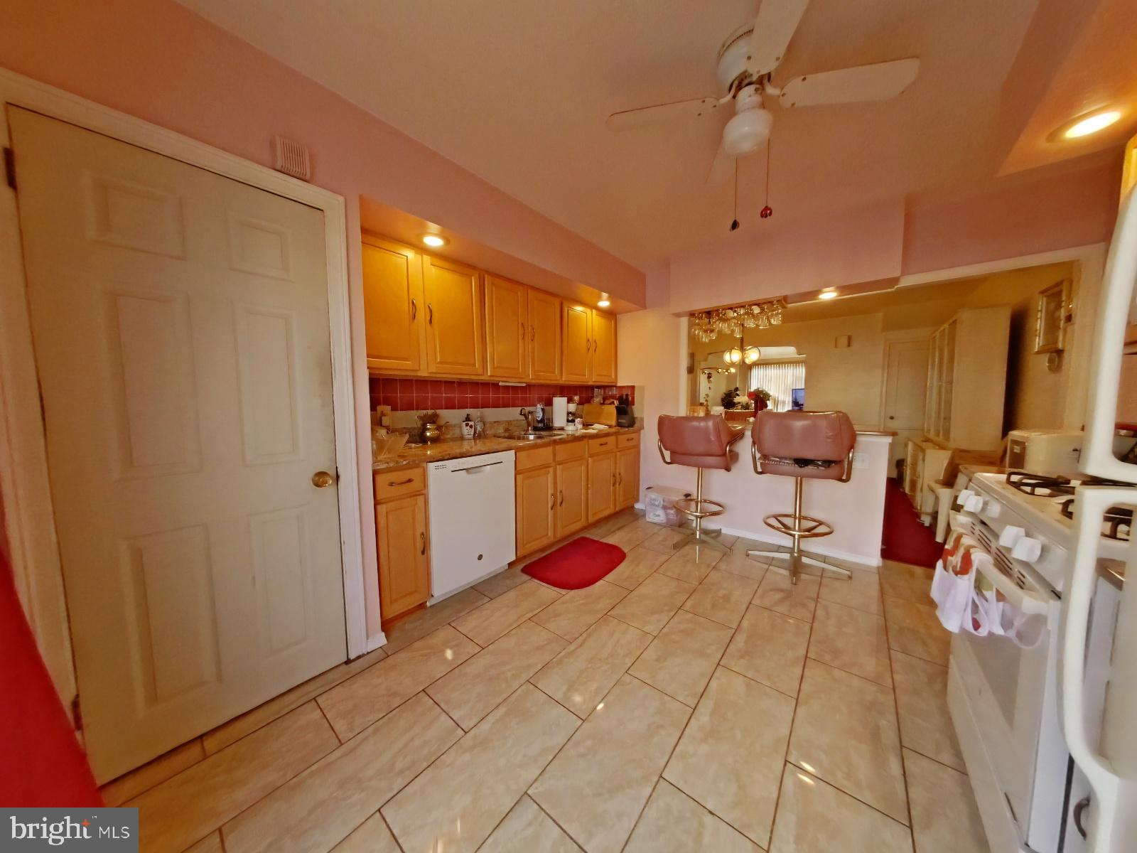 WEST OAK LANE - Residential