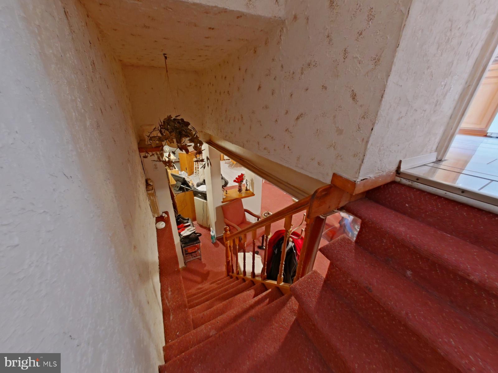 WEST OAK LANE - Residential