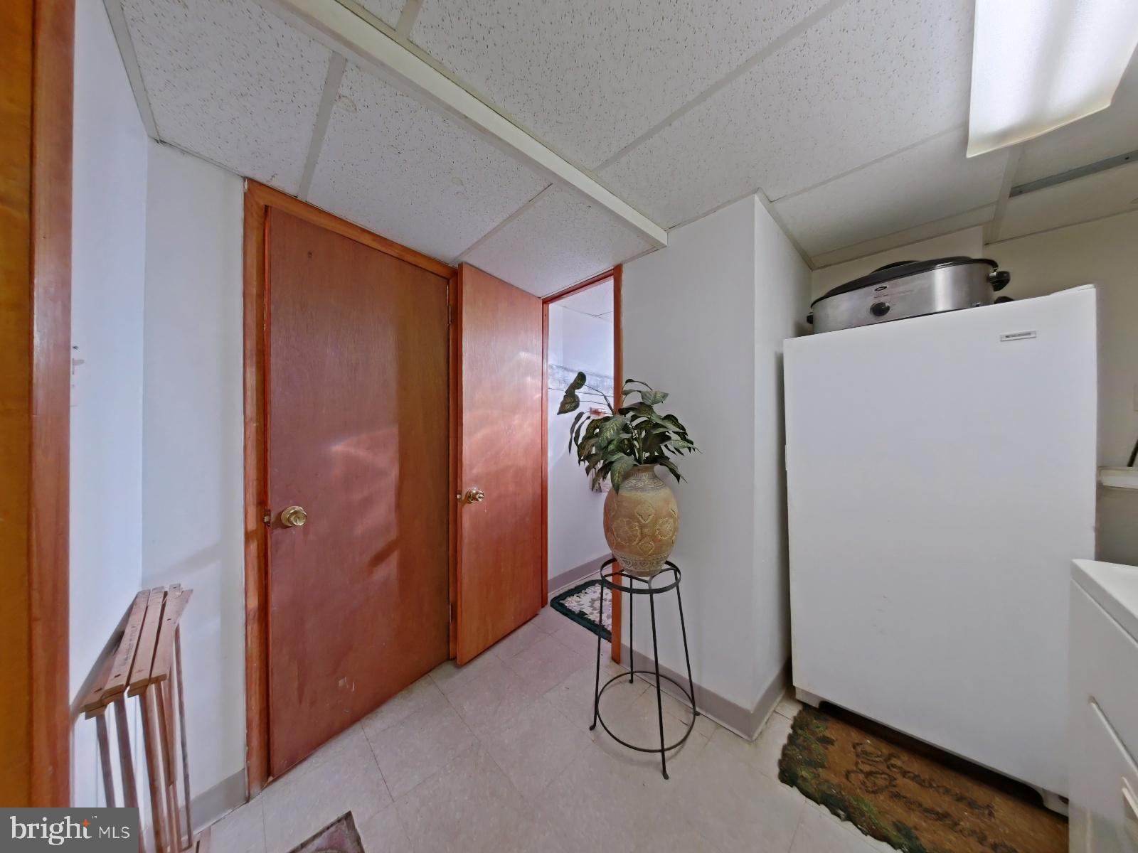 WEST OAK LANE - Residential