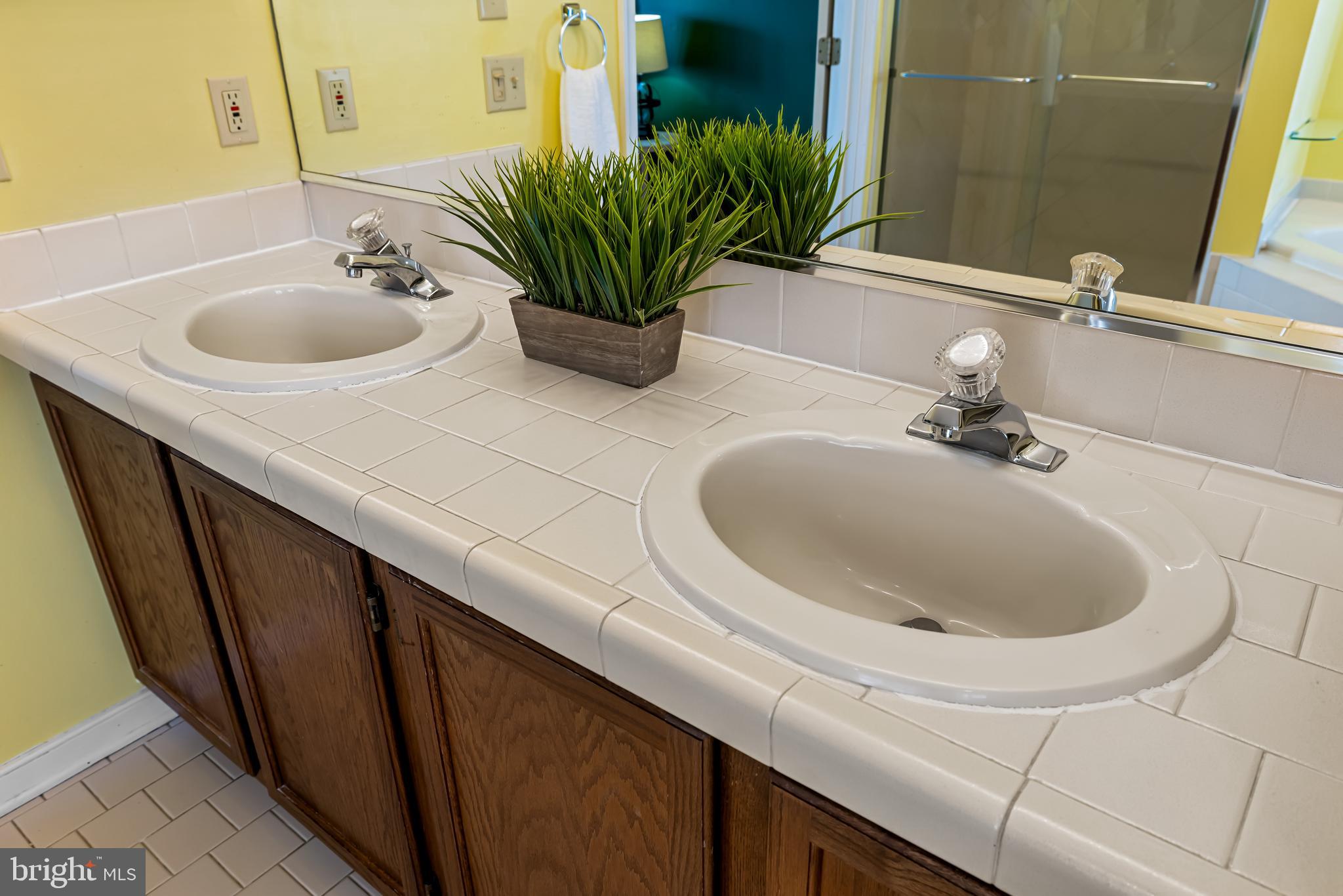 CEDARSIDE FARM - Residential