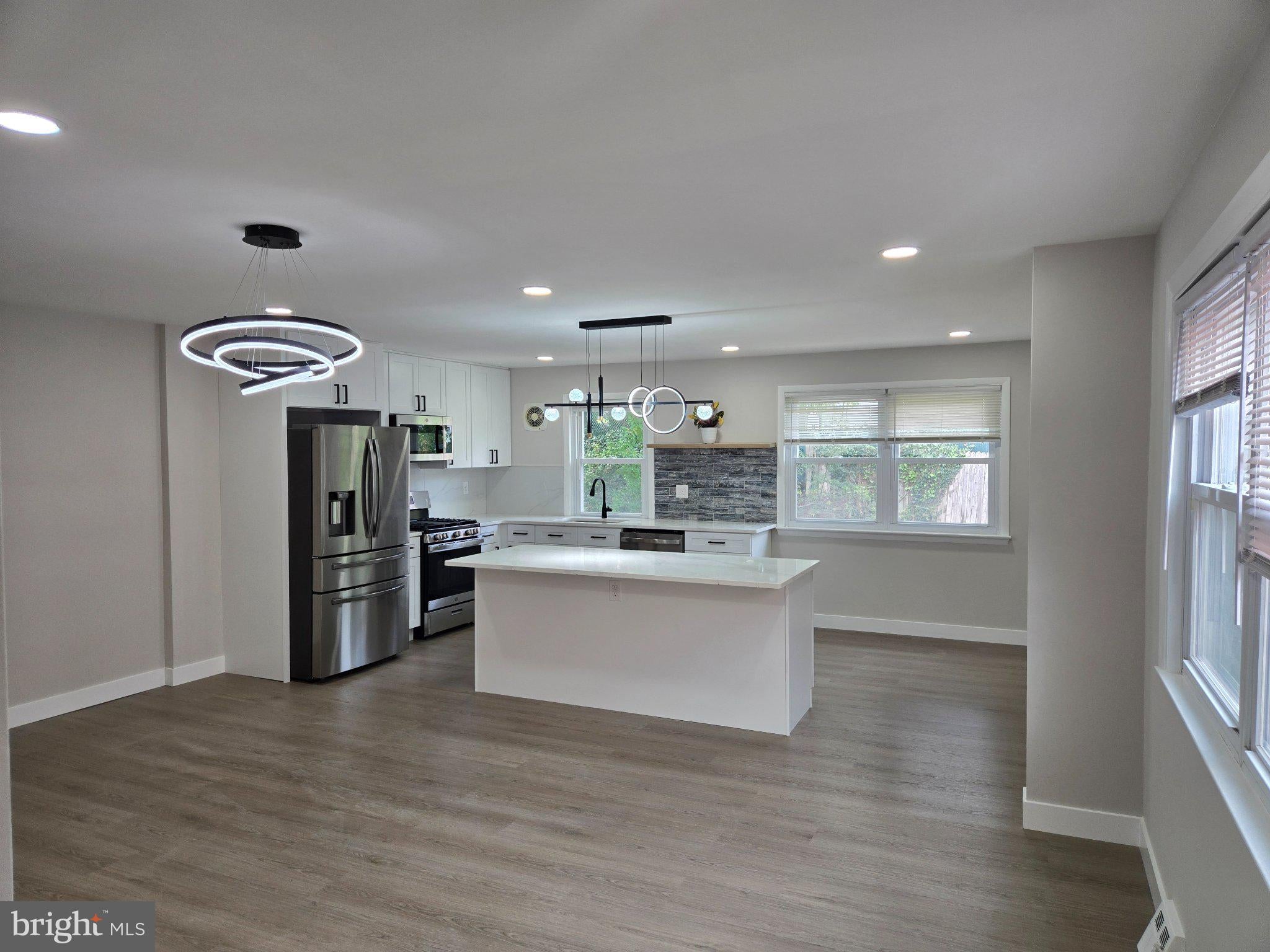839 W BELLS MILL ROAD