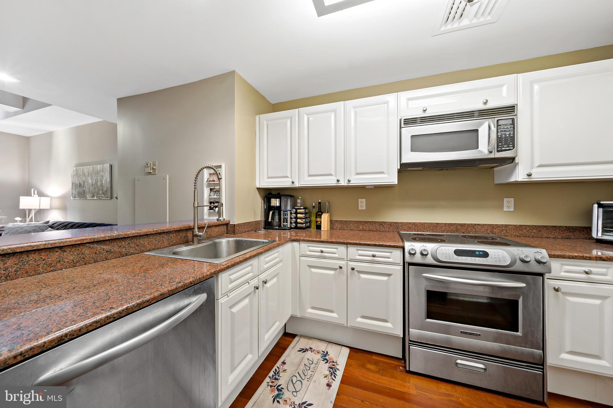 CENTER CITY - Residential