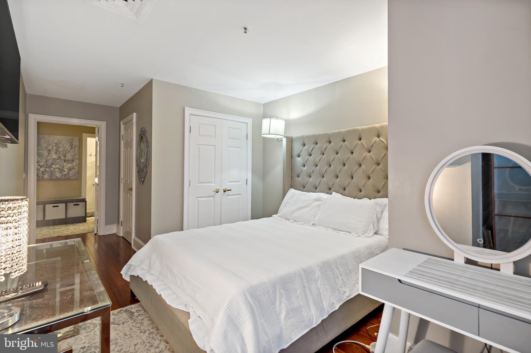 CENTER CITY - Residential