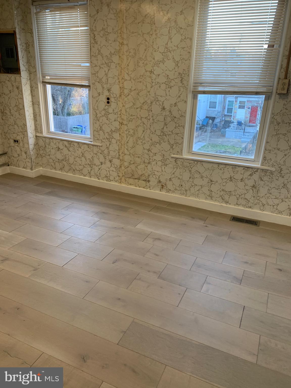 WALTHERSON - Residential Lease