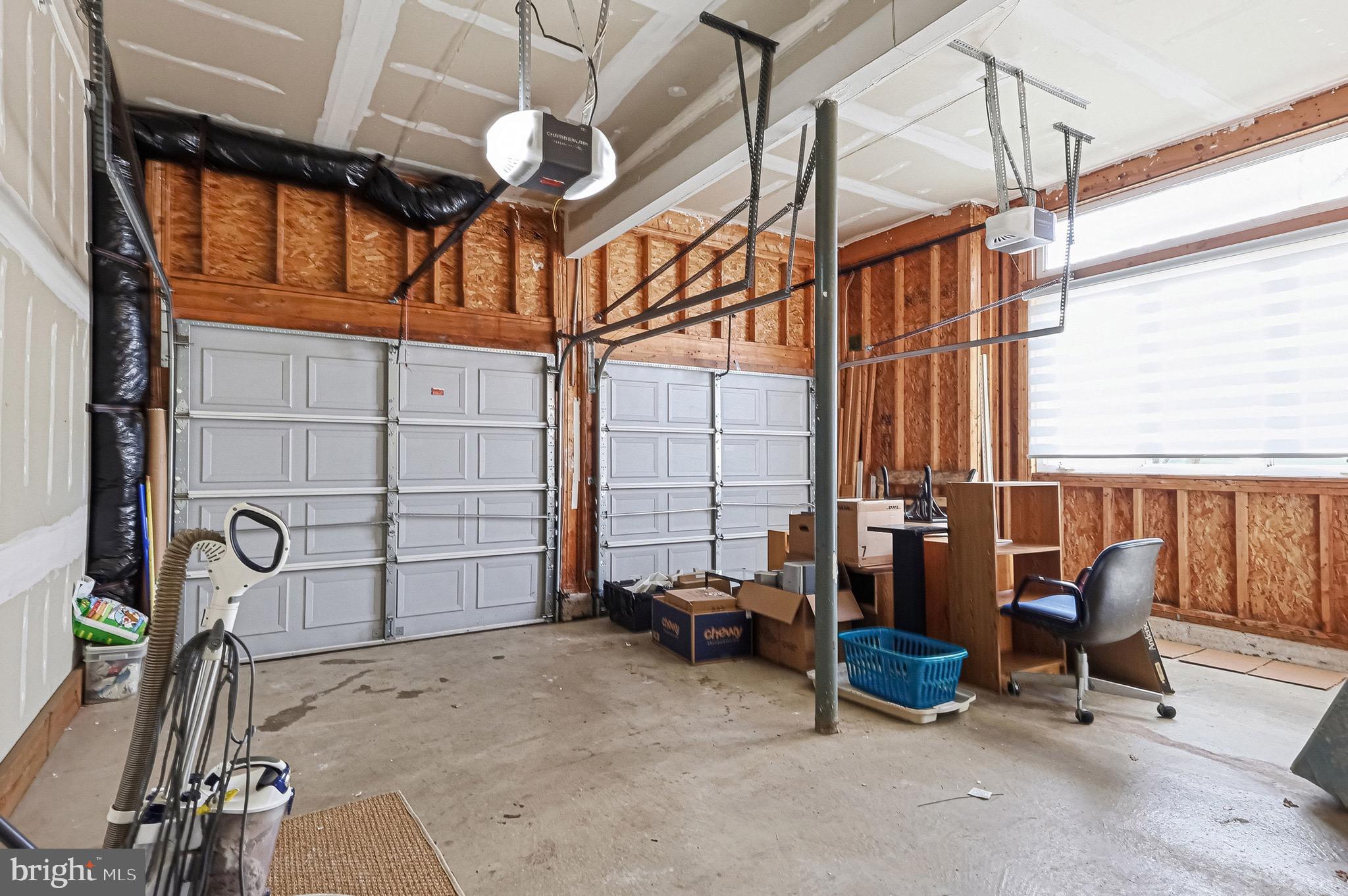 HICKORY RIDGE - Residential