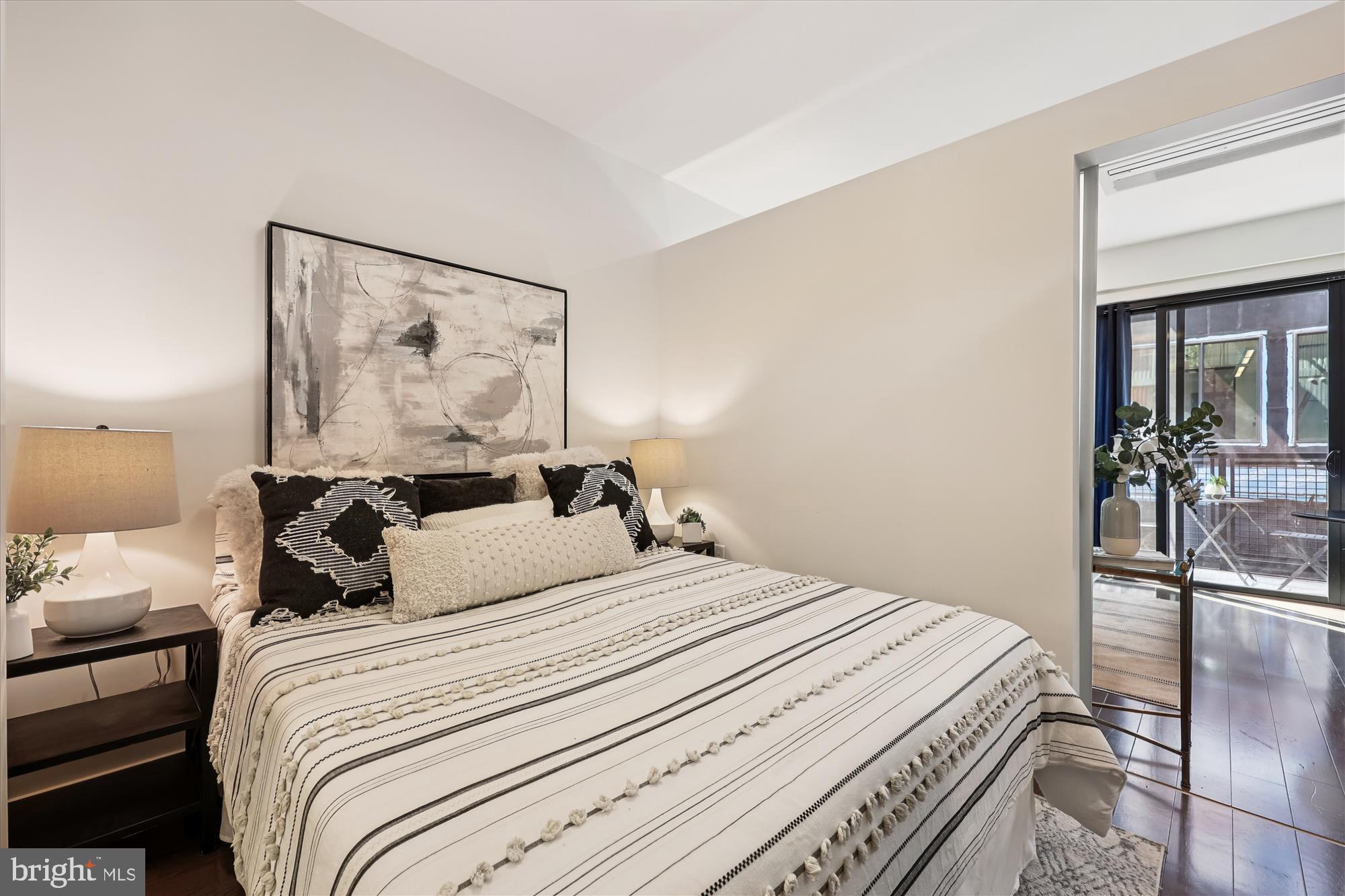 DOWNTOWN SILVER SPRING - Residential