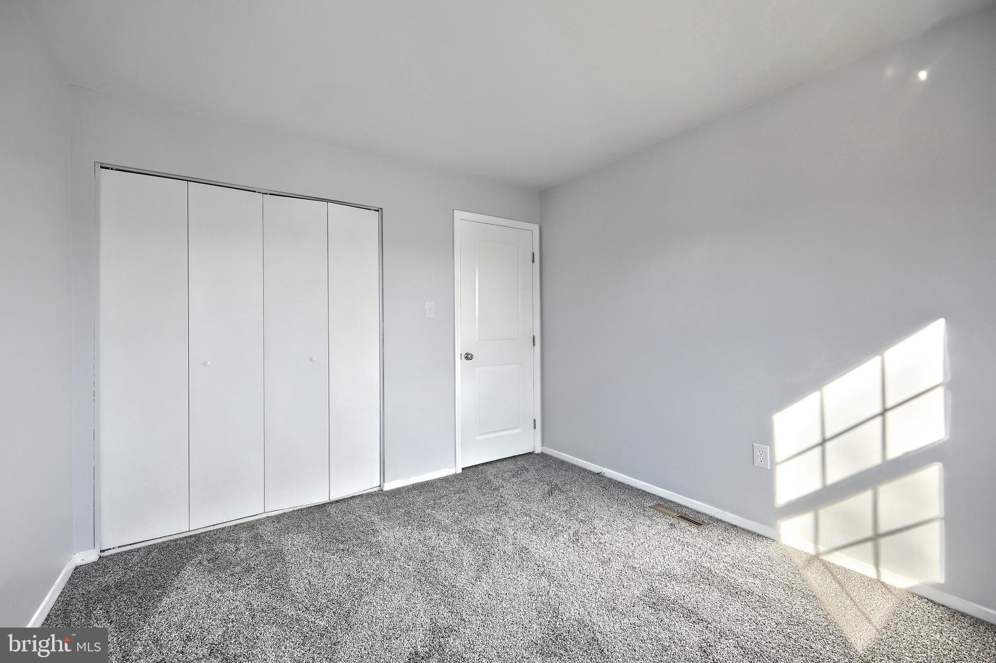 MIDDLEBROOKE - Residential