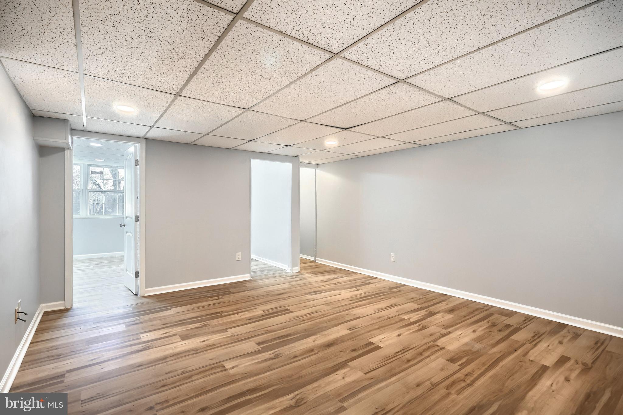 MIDDLEBROOKE - Residential