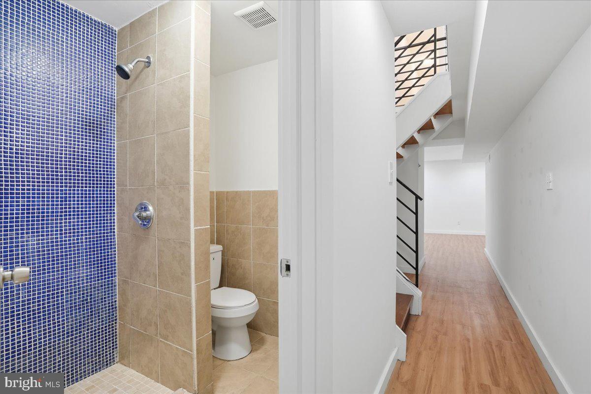 YORKTOWN - Residential Income