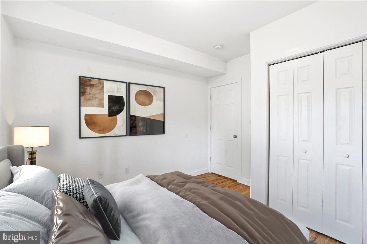 YORKTOWN - Residential Income