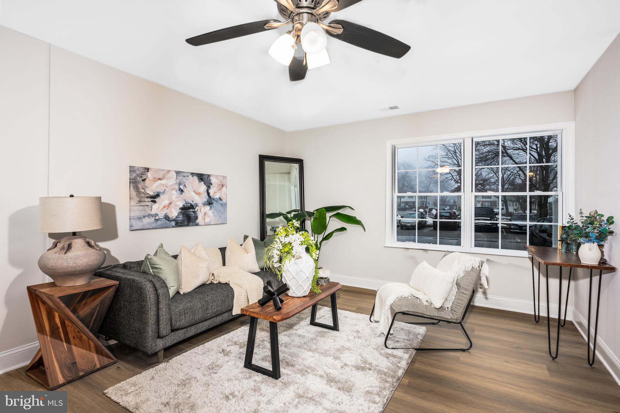 OAKWOOD VILLAGE CONDO - Residential