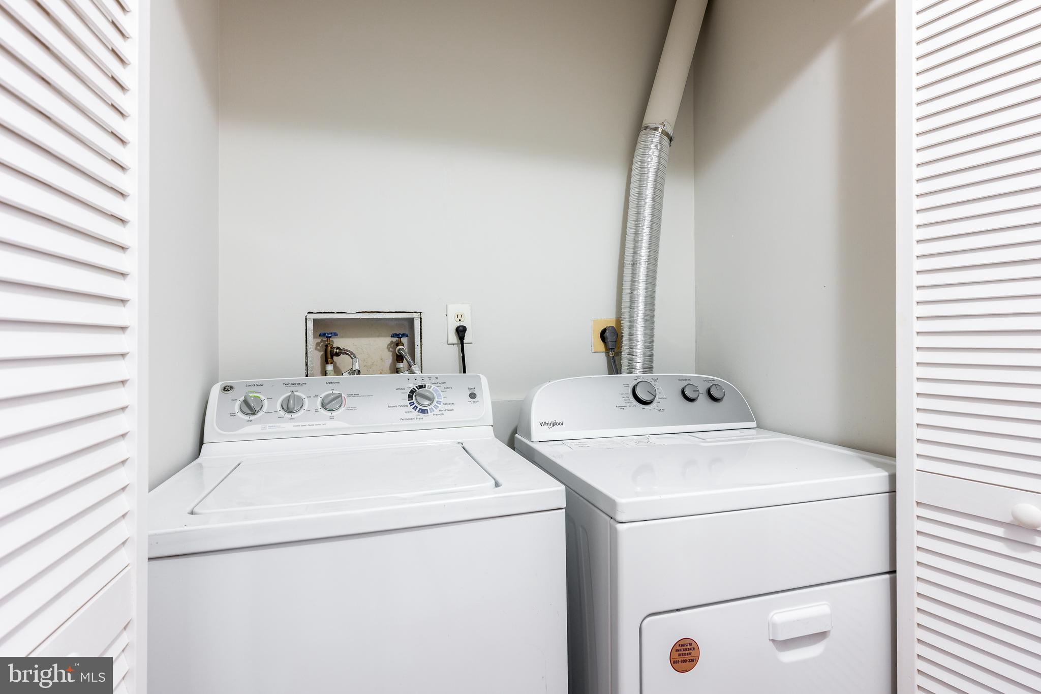 OAKWOOD VILLAGE CONDO - Residential