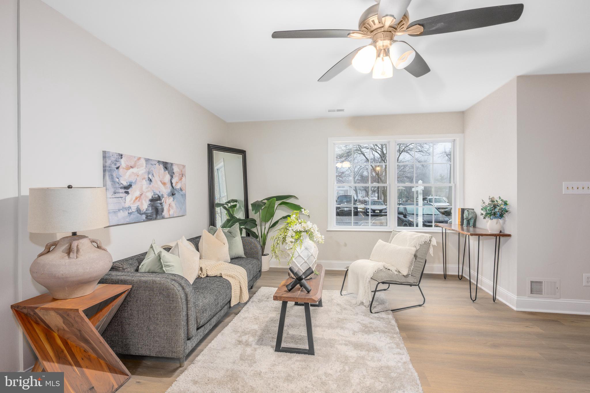 OAKWOOD VILLAGE CONDO - Residential