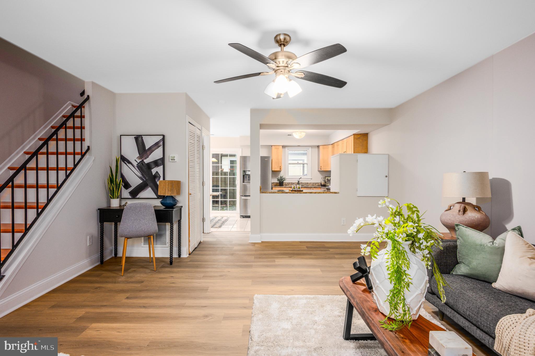 OAKWOOD VILLAGE CONDO - Residential