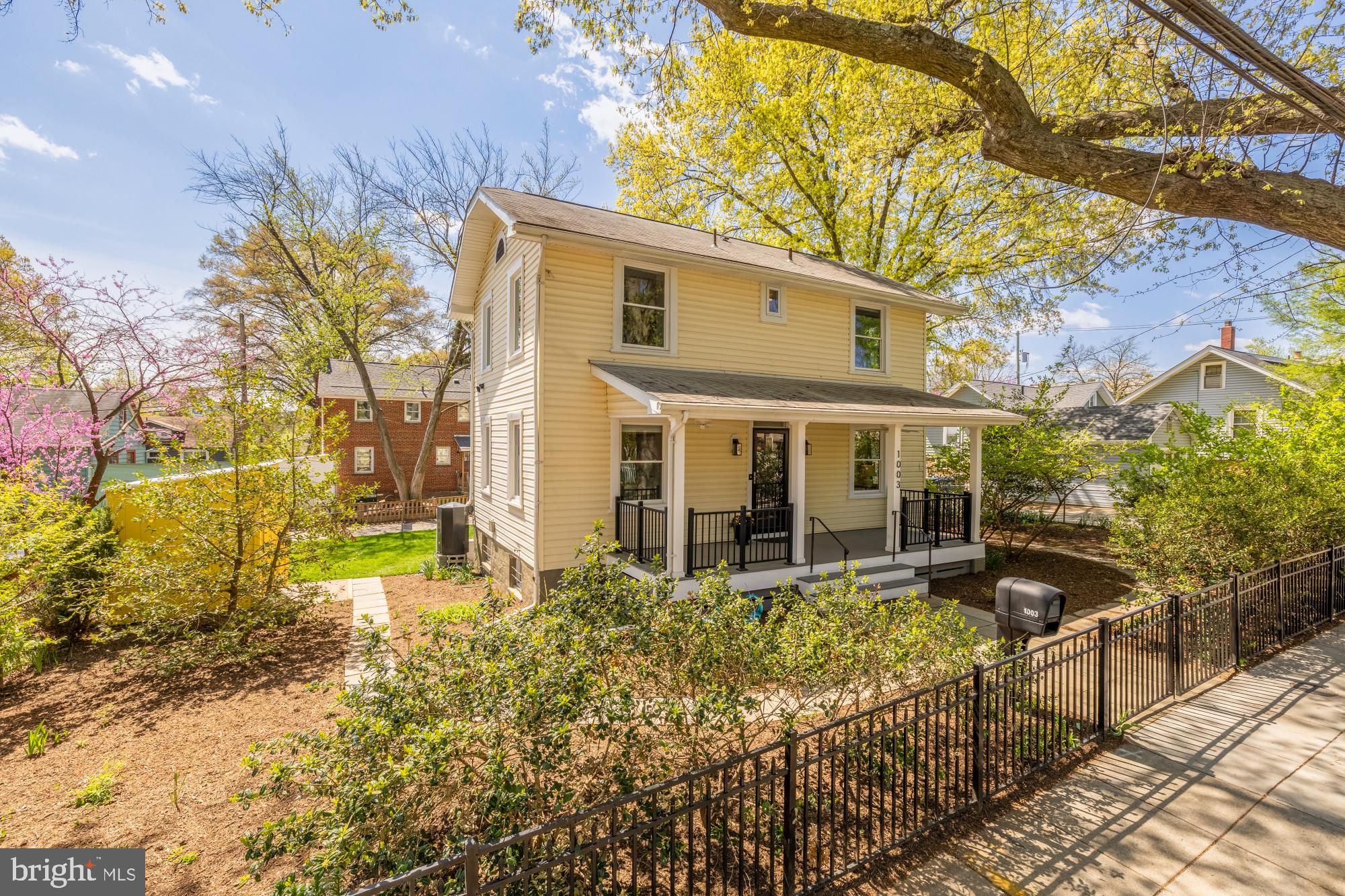 1003 TAYLOR STREET NE