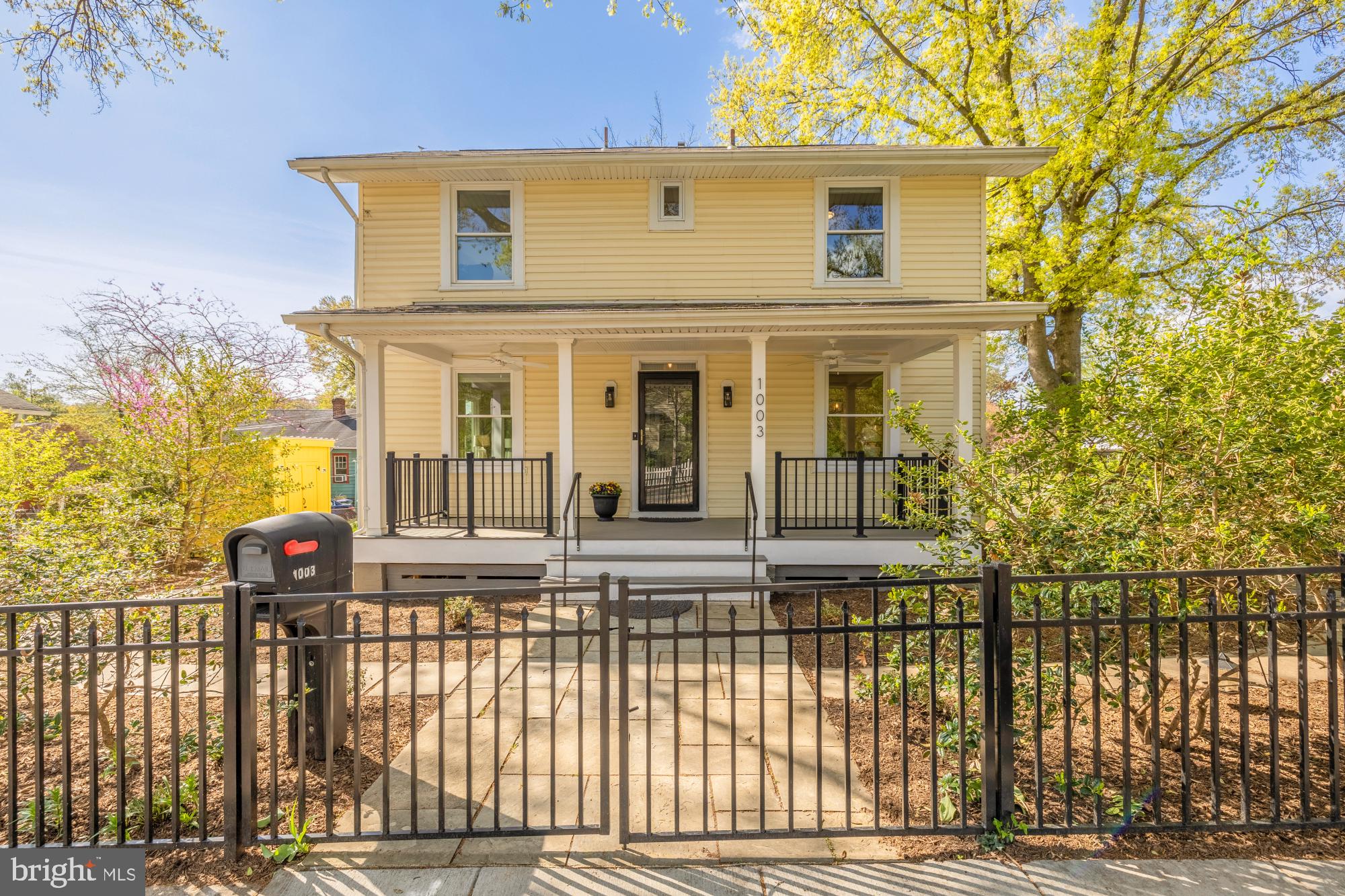 1003 TAYLOR STREET NE