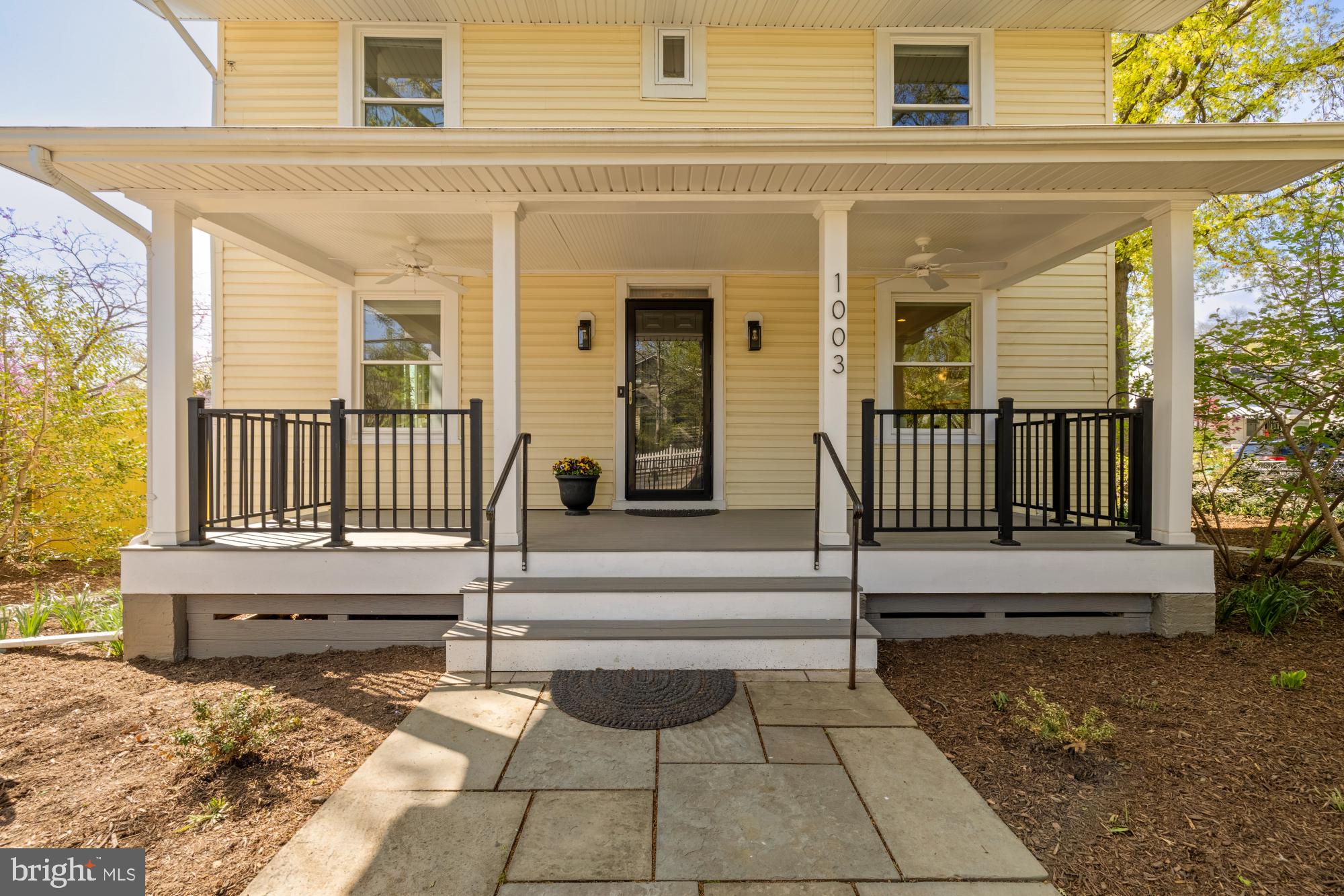 1003 TAYLOR STREET NE