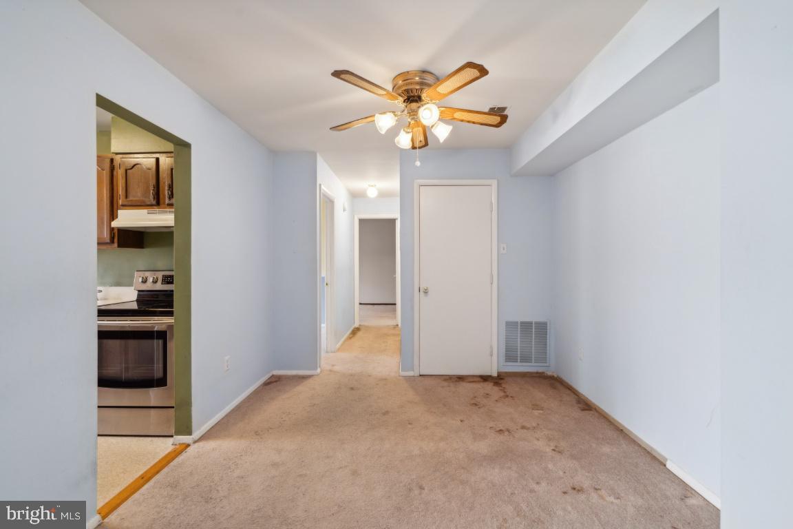 HAMPSTEAD VALLEY - Residential