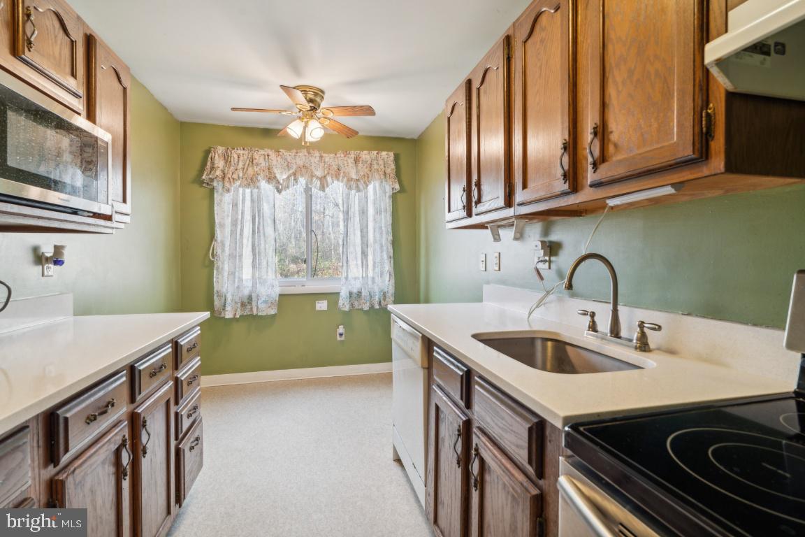 HAMPSTEAD VALLEY - Residential