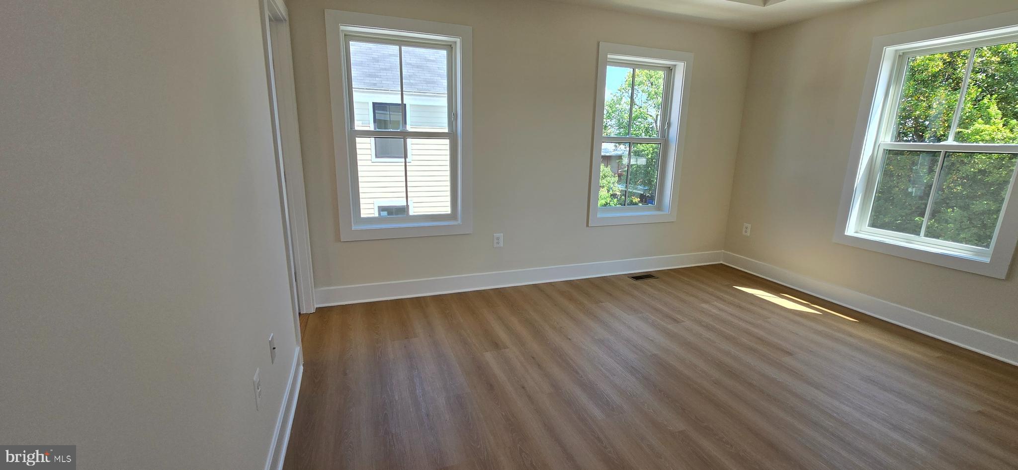 DOWNTOWN FREDERICK - Residential Lease