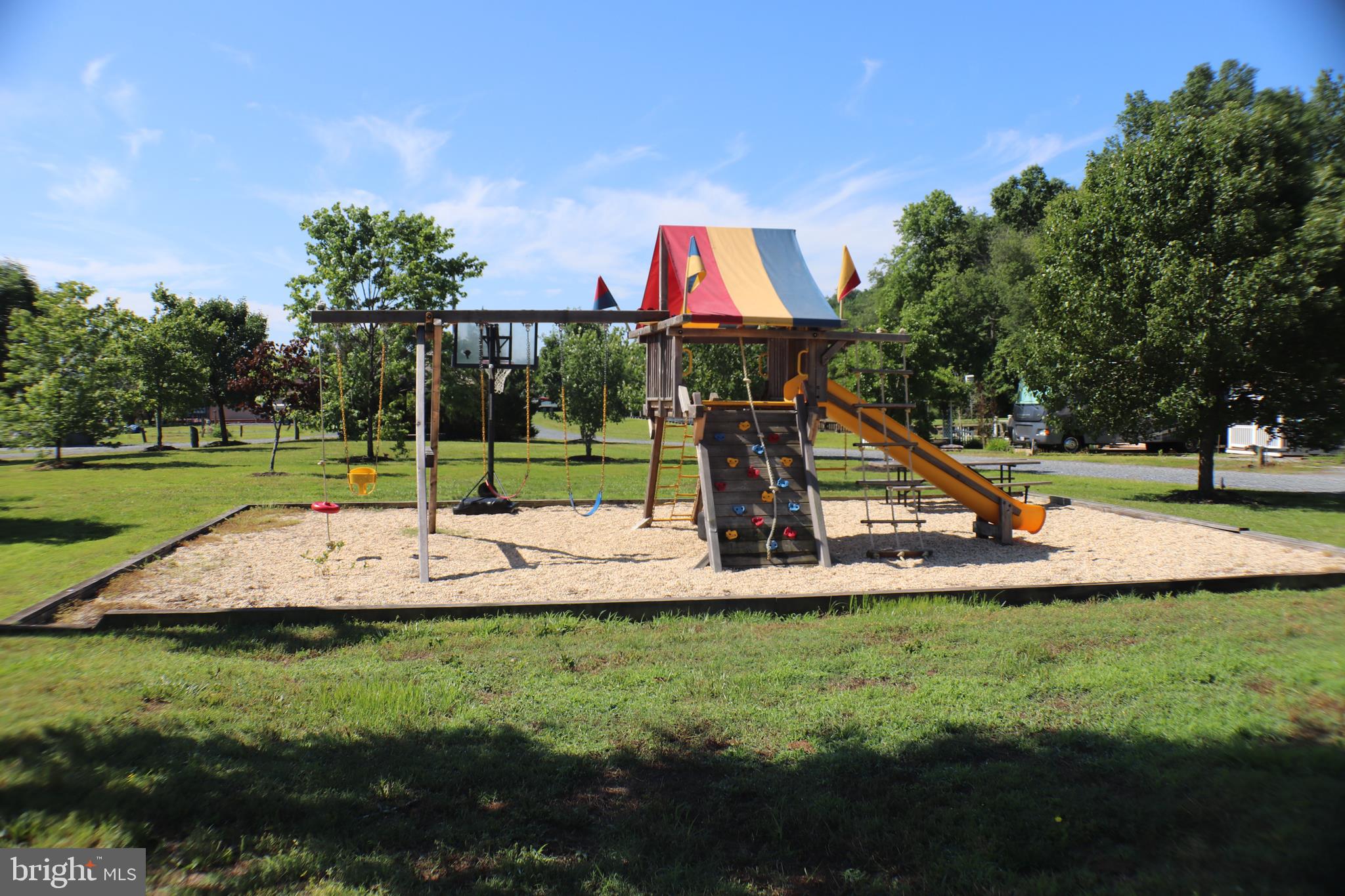 PORT TOBACCO WATERFRONT - Land