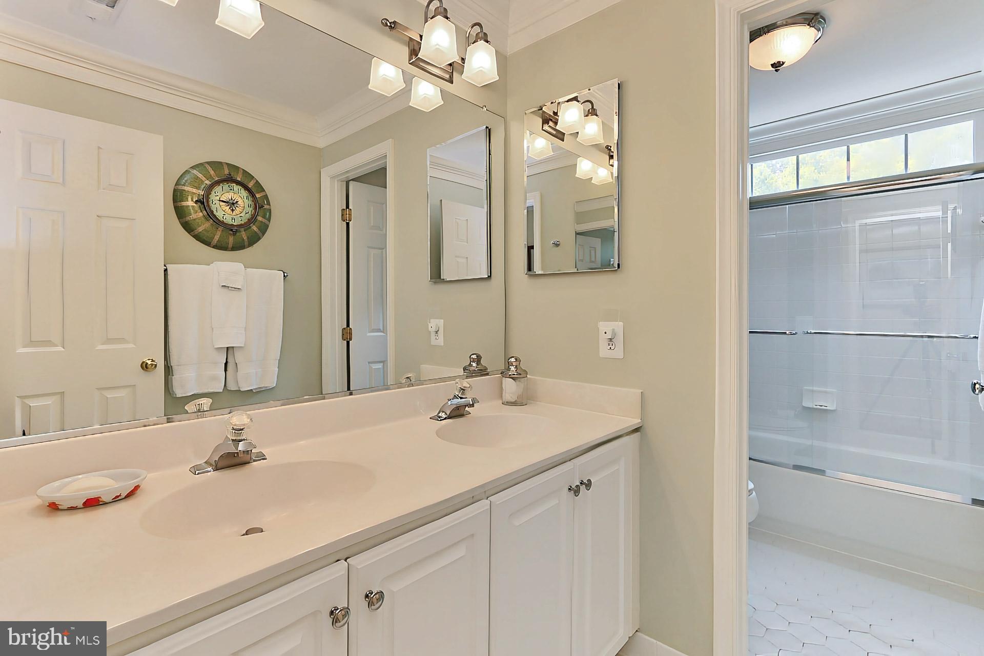 HUNT AT FAIRFAX STATION - Residential