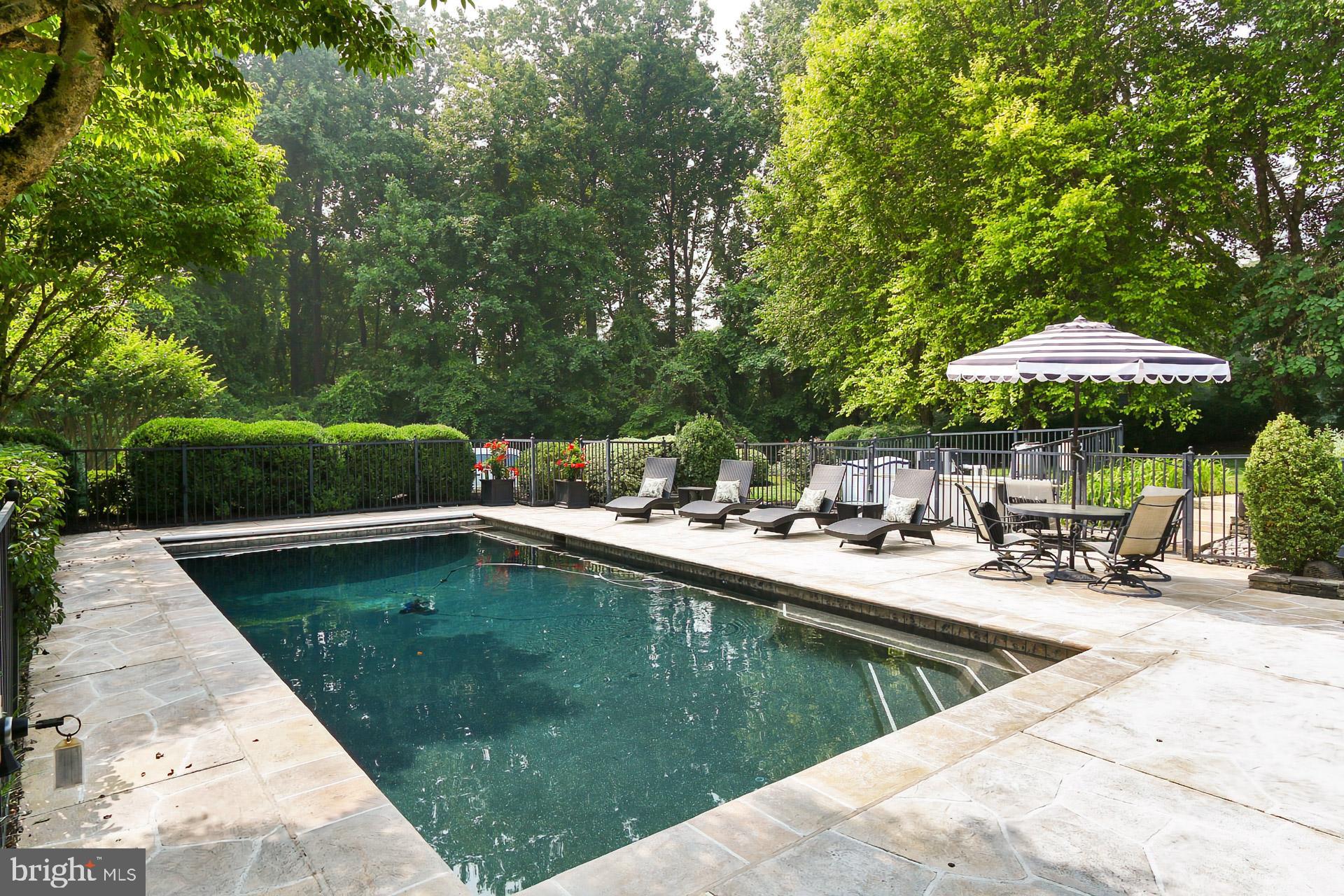 HUNT AT FAIRFAX STATION - Residential