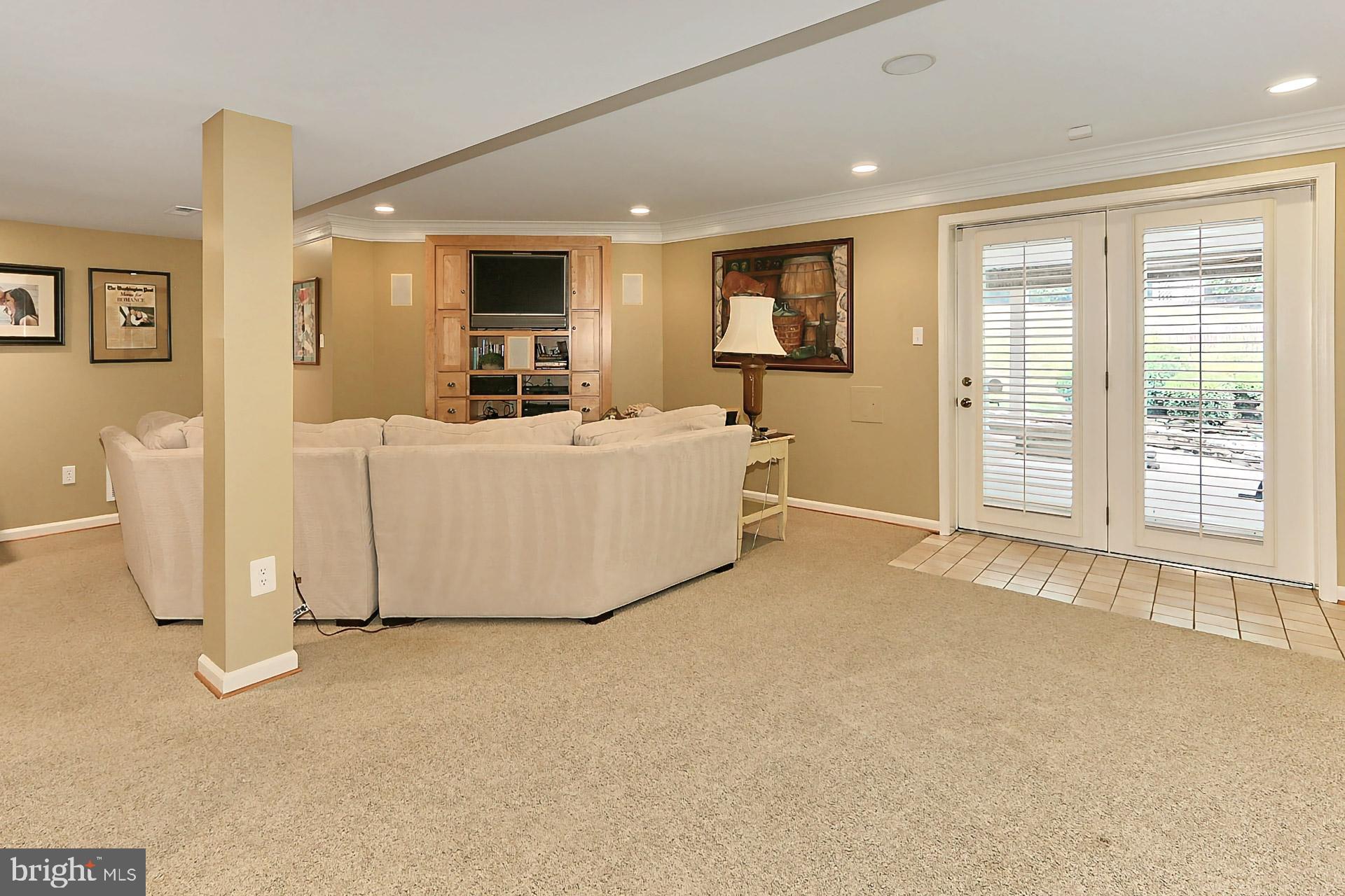 HUNT AT FAIRFAX STATION - Residential