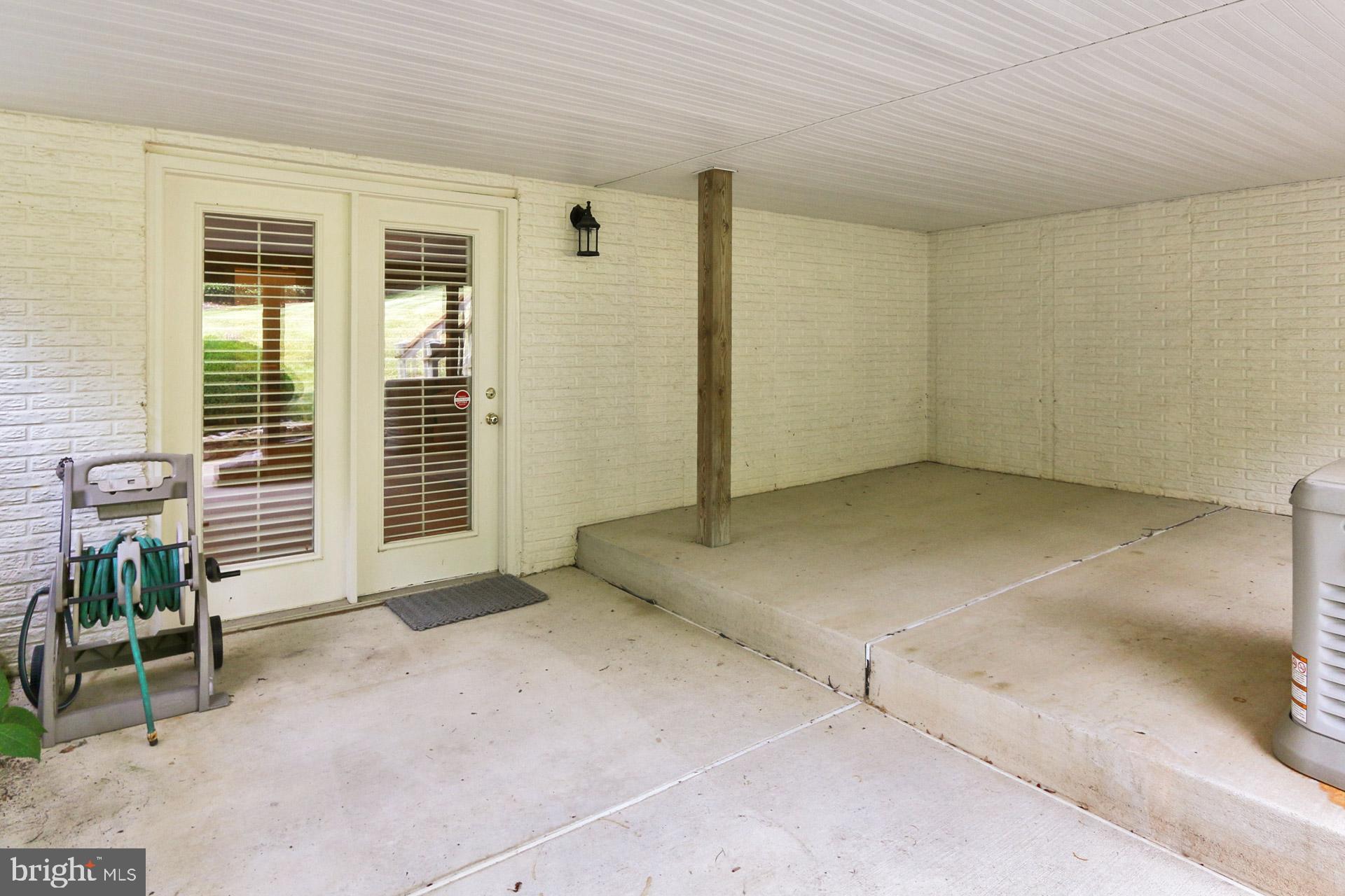 HUNT AT FAIRFAX STATION - Residential