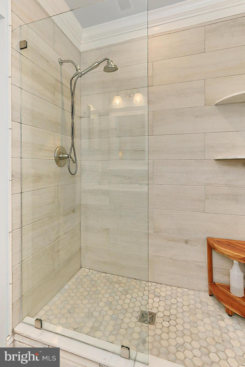 HUNT AT FAIRFAX STATION - Residential