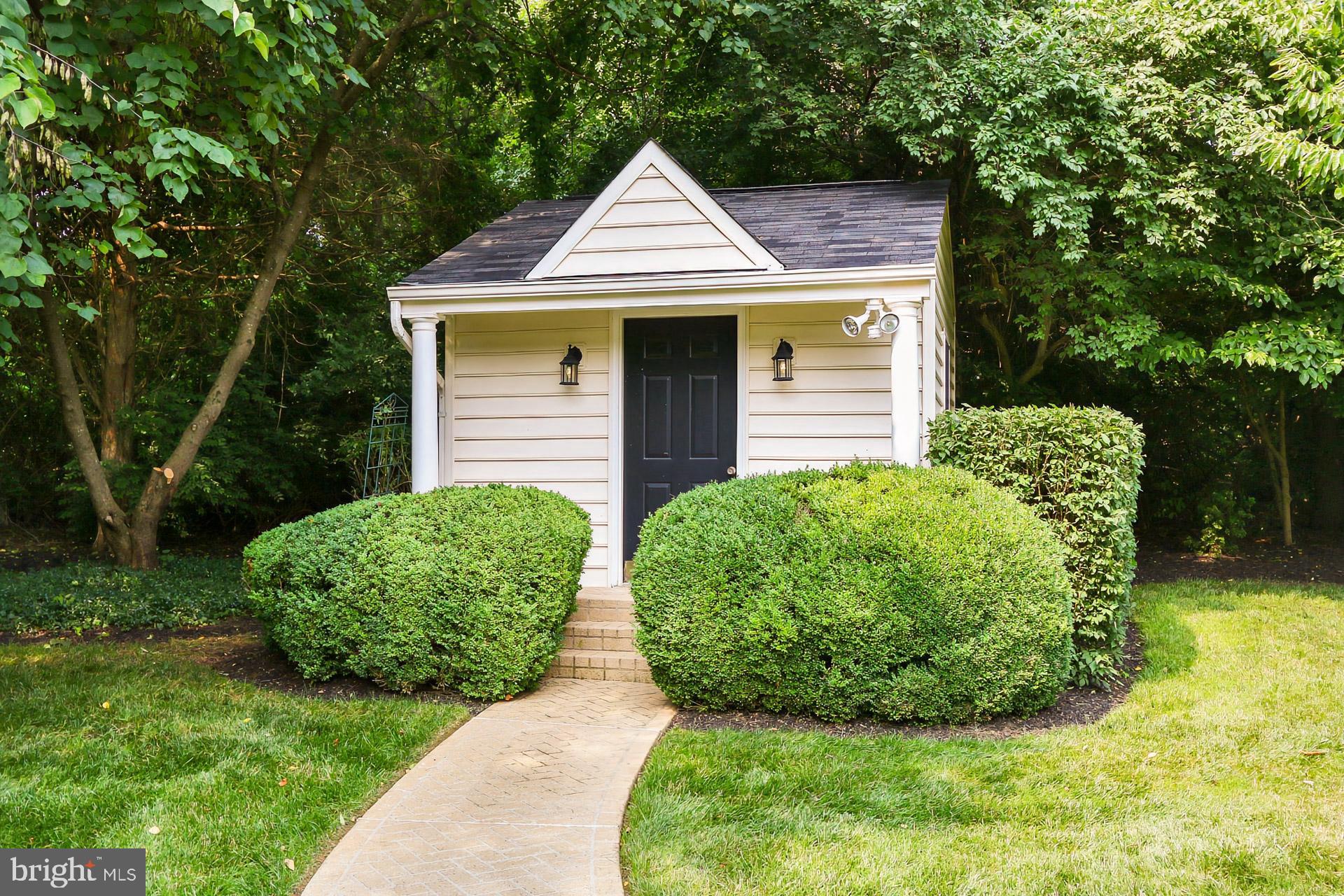 HUNT AT FAIRFAX STATION - Residential