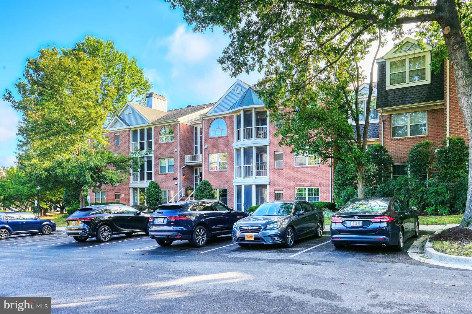 Sun filled Second floor unit with 2 bedrooms, 2.5 baths, and a sun porch with tile flooring. Walk in closets. Landry room in unit. Galley kitchen with ceramic backsplash. Owners bedrooms with whirlpool tub. Gorgeous brick building that is well maintained. Open parking in large parking lot. Community pool, tot lots ,walking paths, sports courts and Club House. Perfectly located to Downtown Crown, RIO Washingtonian Center, Kentlands, ICC, 270, Metro, MARC Train, shopping, entertainment and more.