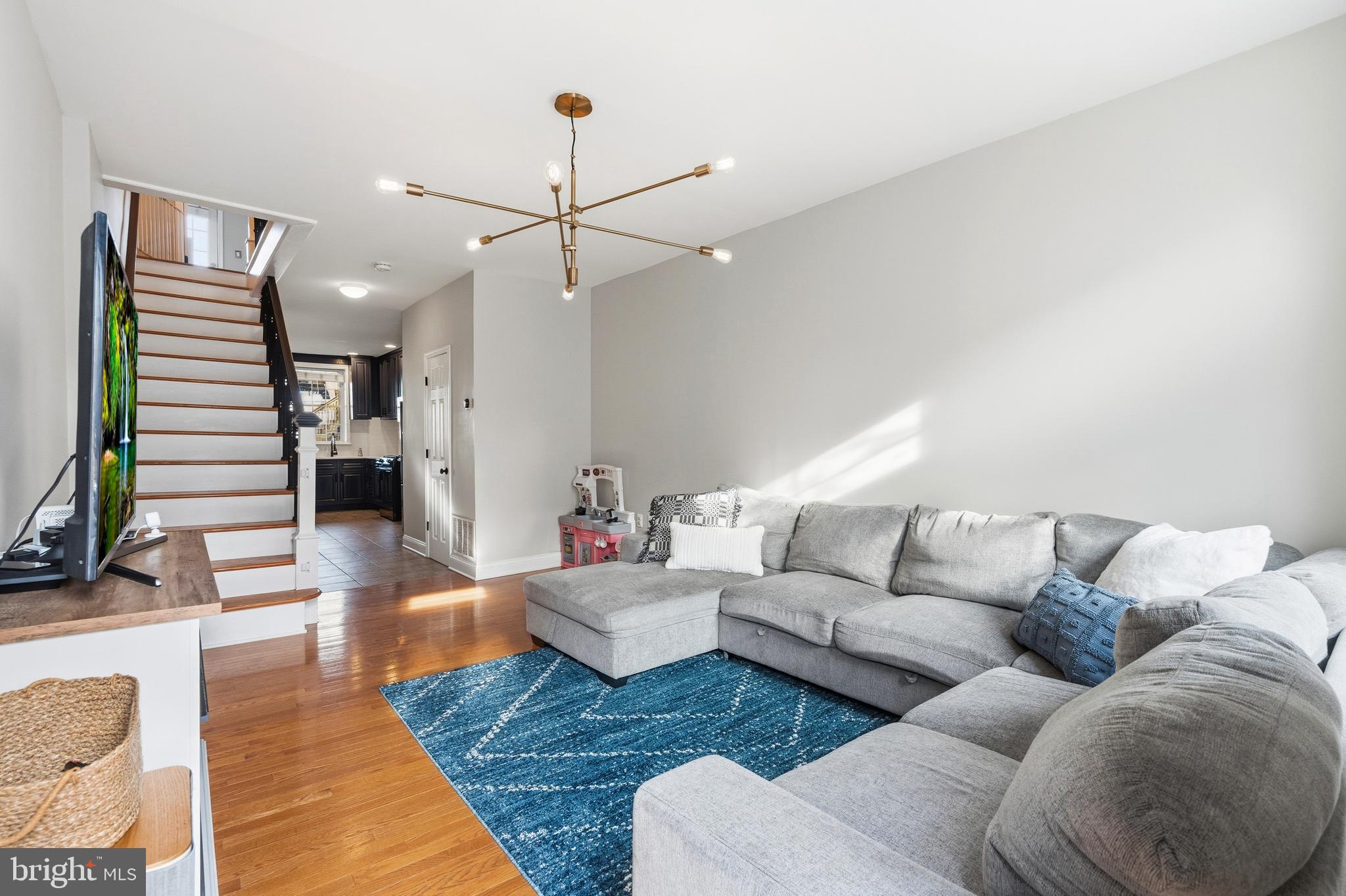 520 S BOULDIN STREET